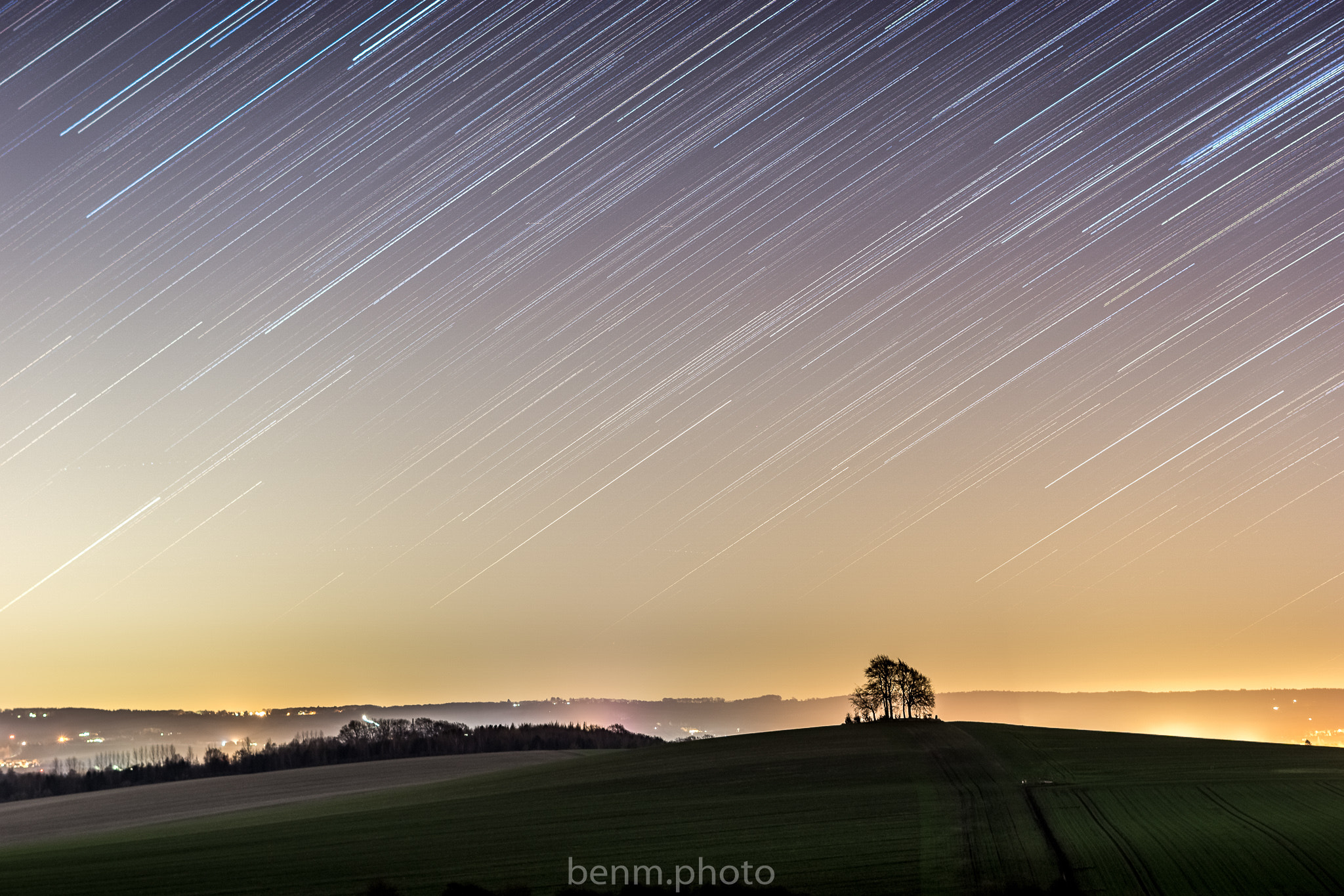 Sony FE 50mm F1.8 sample photo. Wittenham clumps star trails photography
