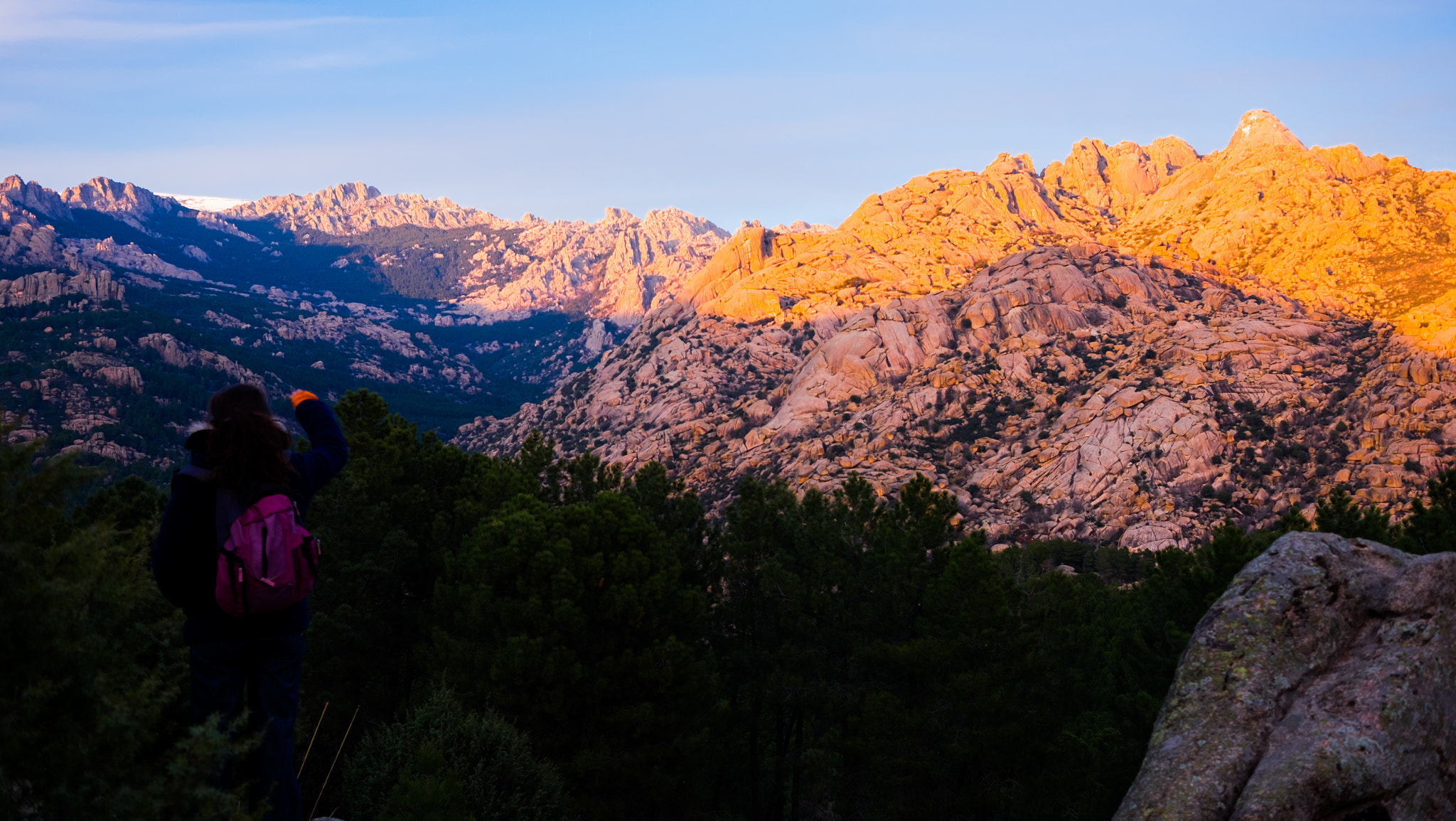 Fujifilm X-T10 + Fujifilm XF 27mm F2.8 sample photo. Sunset in la pedriza photography