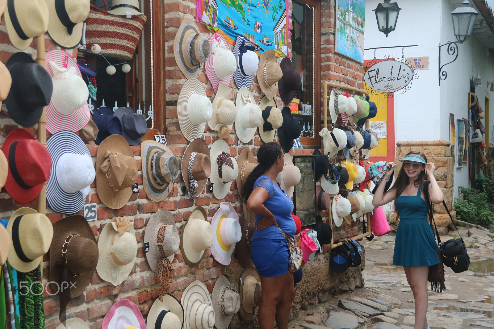Canon EOS 760D (EOS Rebel T6s / EOS 8000D) sample photo. Chapeis em paraty photography