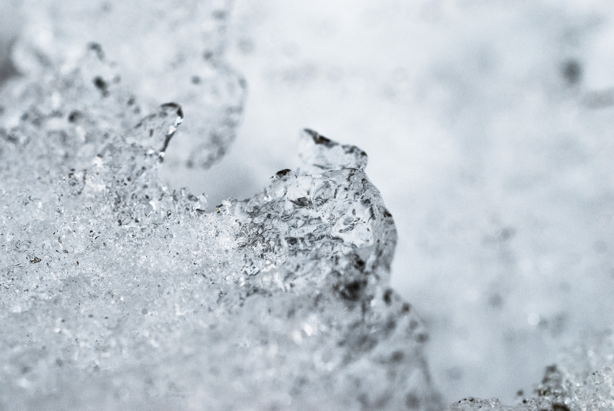 Nikon AF-S DX Micro Nikkor 40mm F2.8 sample photo. Il tempo è come un fiocco di neve photography