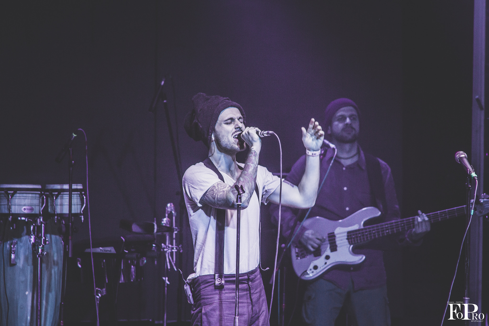 Canon EF 35-80mm f/4-5.6 sample photo. Concert_singer_1 photography