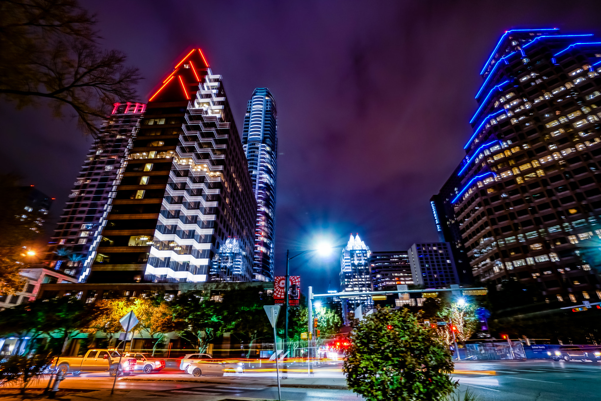 Sony a6500 + Sony E 10-18mm F4 OSS sample photo. Austin nights photography