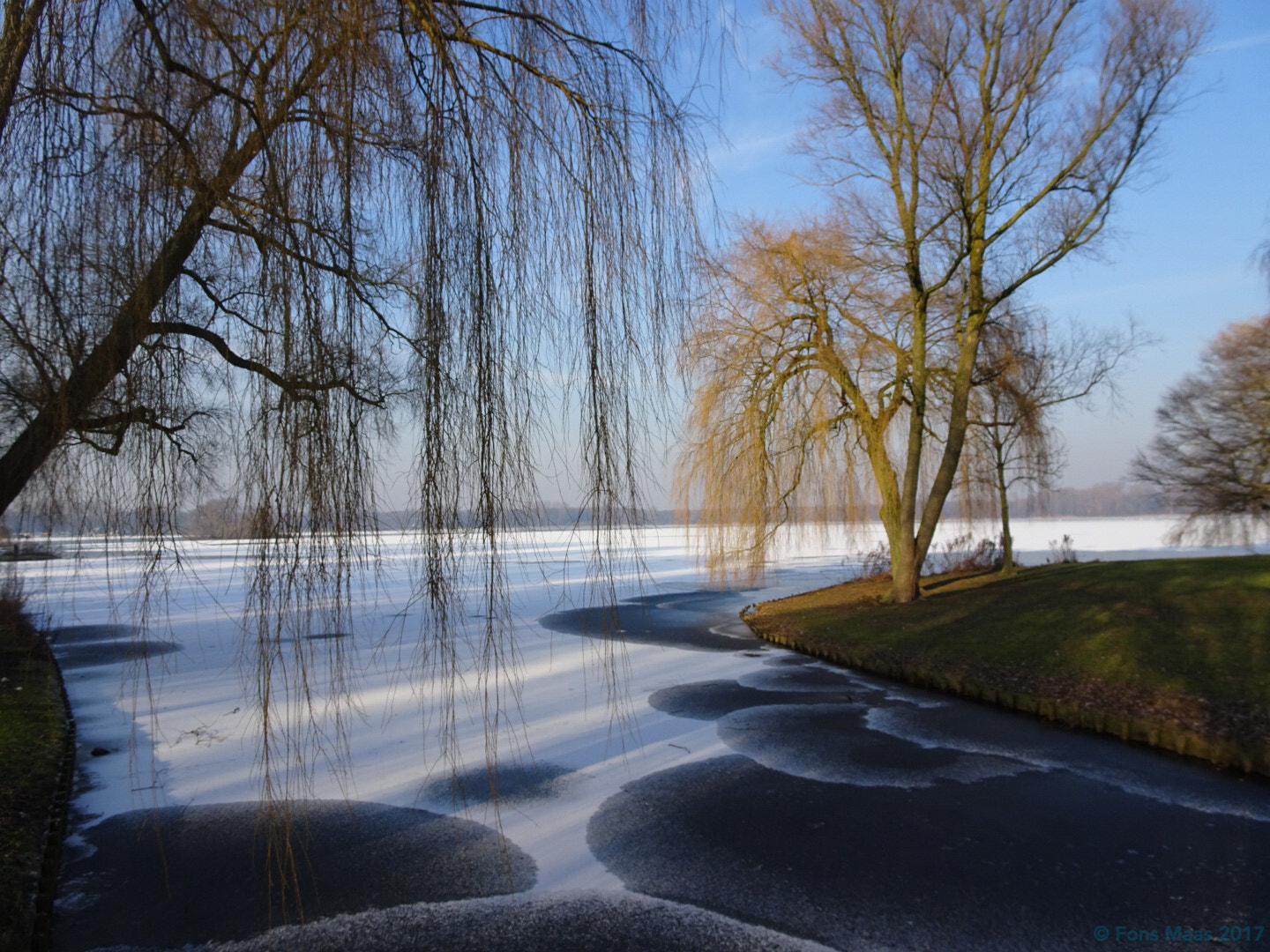 Sony DSC-HX90 sample photo. Winter - kralingse plas (4) photography