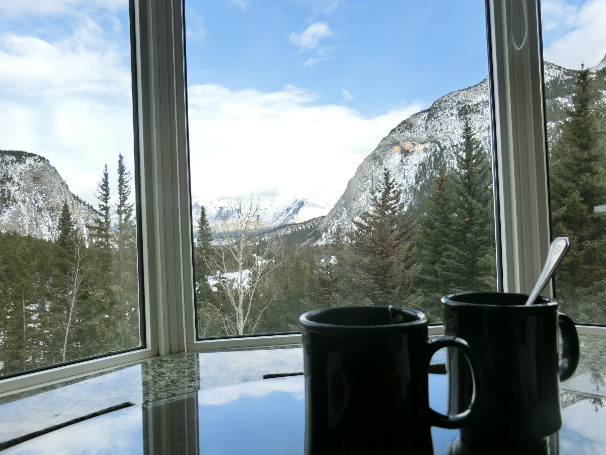 CASIO EX-ZR1600 sample photo. Canadian rocky with a cup of coffee photography