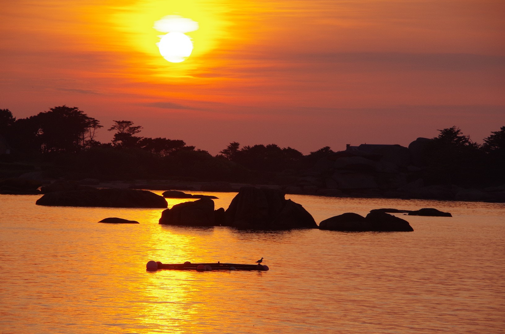 Pentax K-50 sample photo. Ploumanach photography
