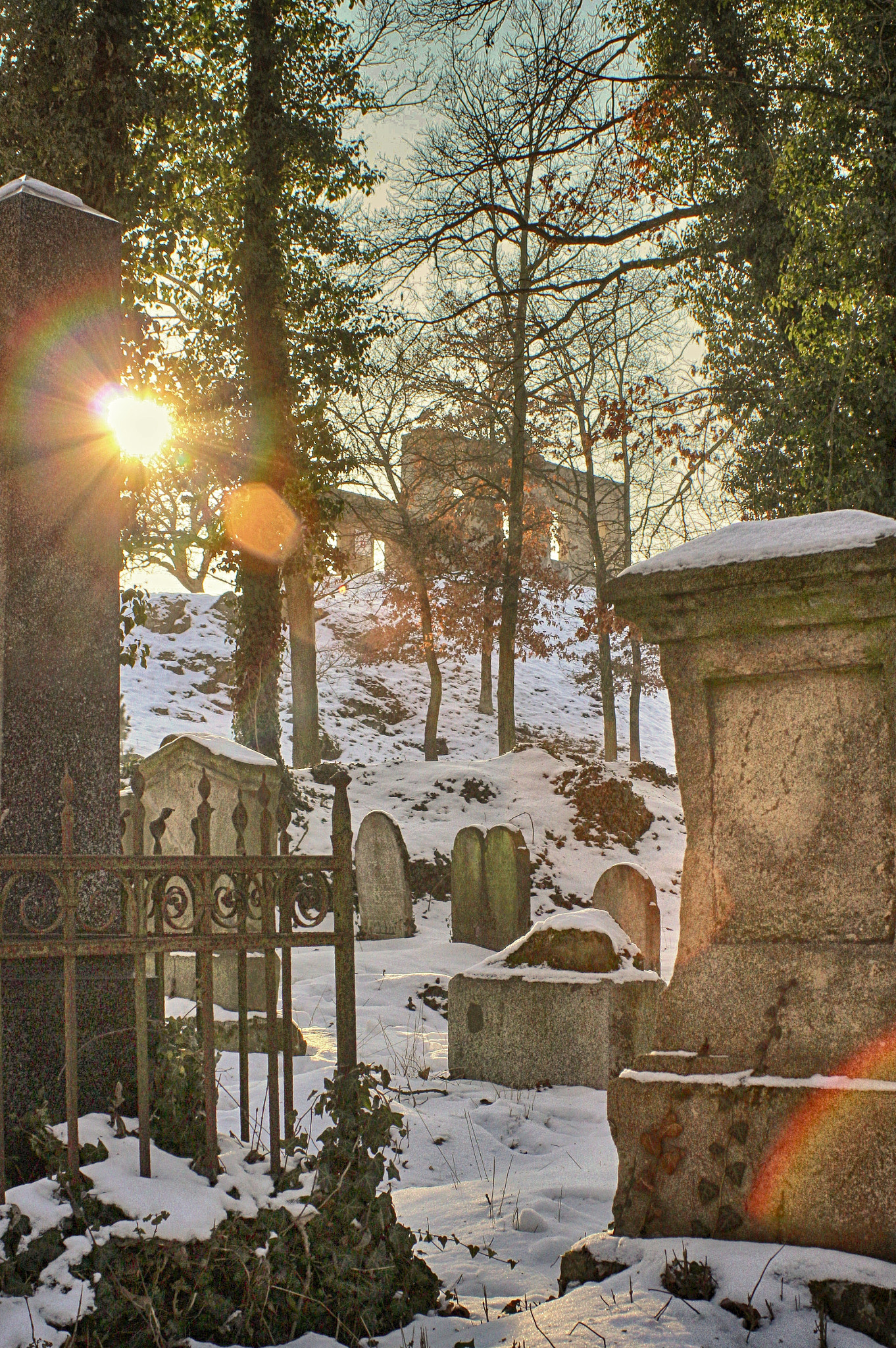 Canon EF 28-90mm f/4-5.6 sample photo. Cemetery photography