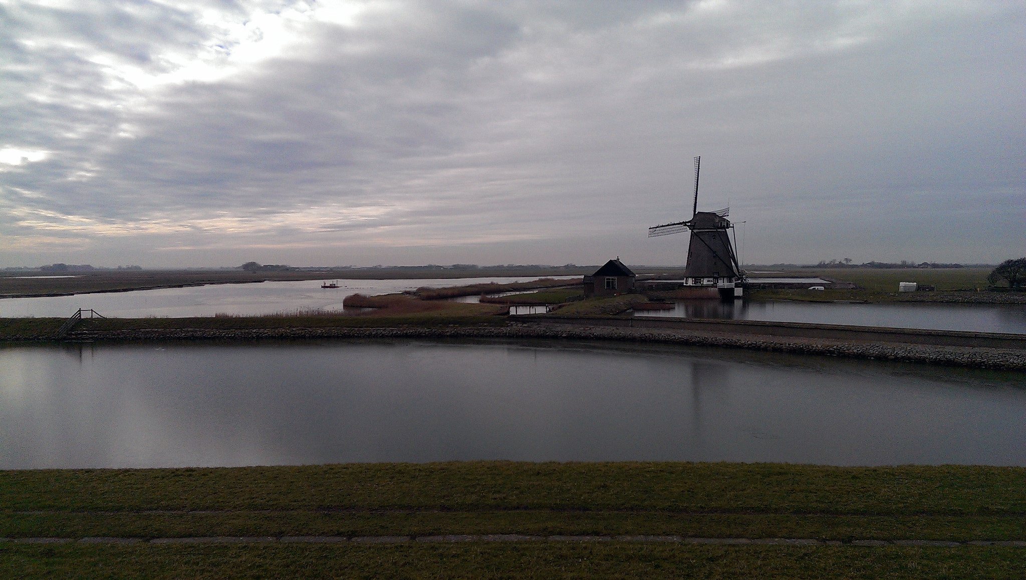 HTC ONE GOOGLE PLAY EDITION sample photo. Mill at the lancaster dyke at texel photography