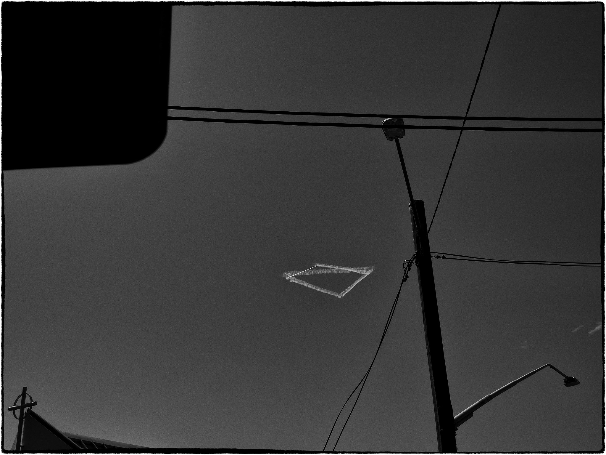 Olympus M.Zuiko Digital 14-42mm F3.5-5.6 II R sample photo. Geometric shapes in the sky. photography