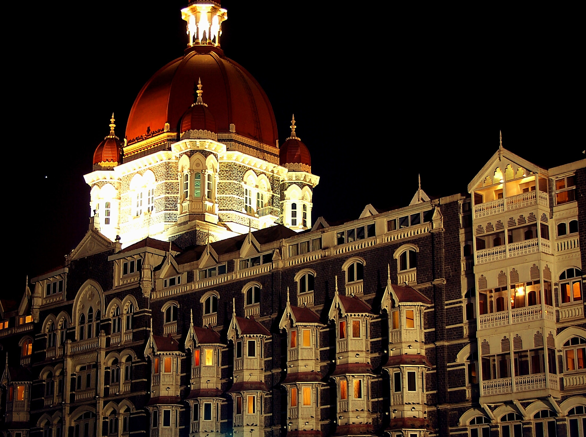 Nikon D50 sample photo. Taj photography