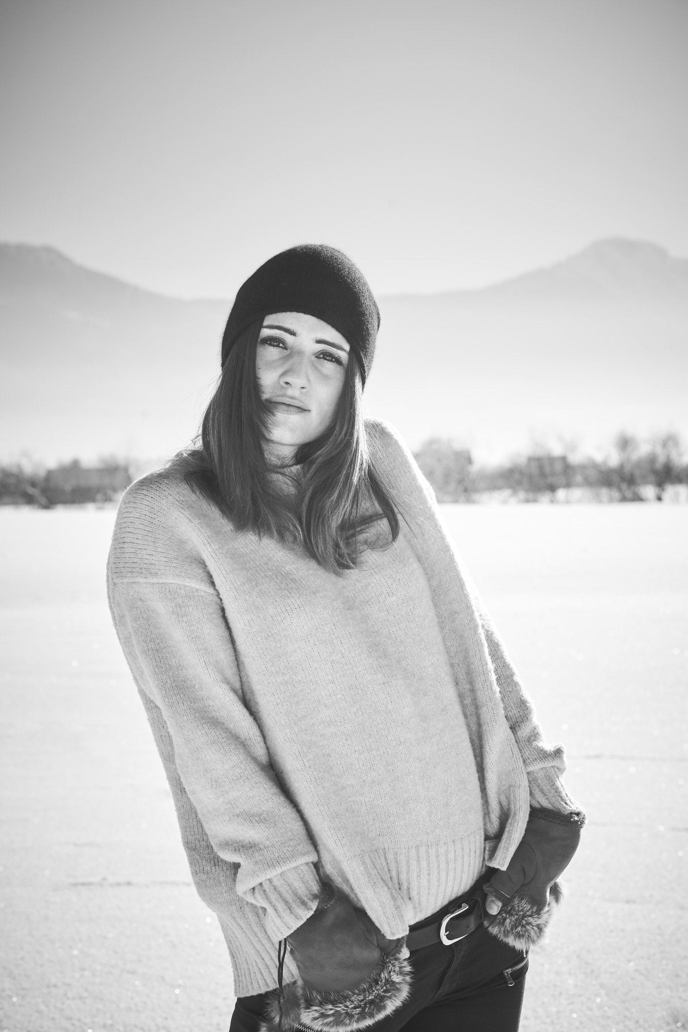 Sony FE 85mm F1.4 GM sample photo. Wintertime photography