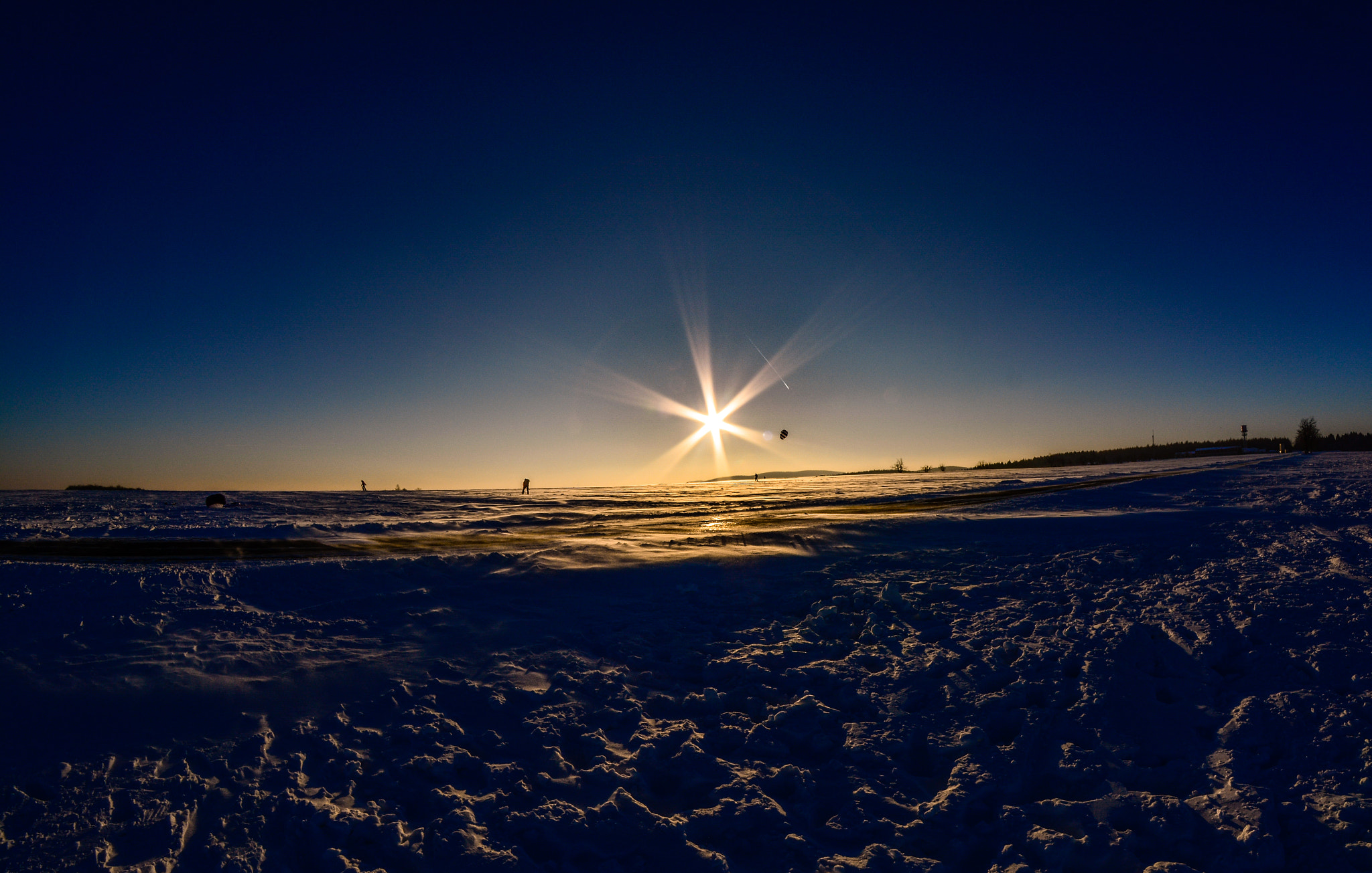 Nikon D5200 + Samyang 8mm F3.5 Aspherical IF MC Fisheye sample photo. Love this moment photography