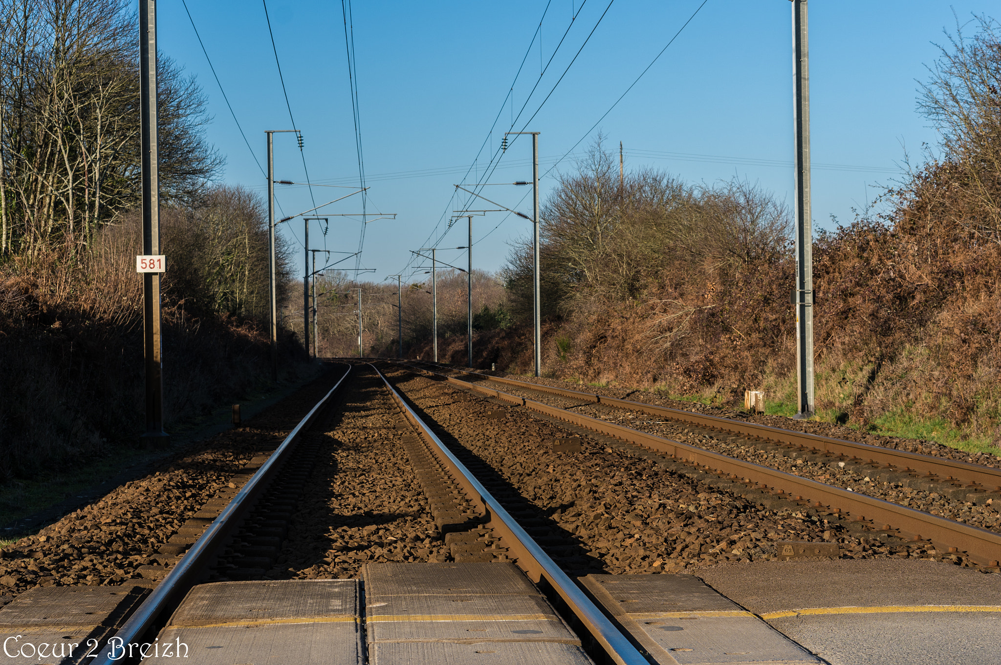 Sony Alpha NEX-6 + E 50mm F1.8 OSS sample photo. Railway photography