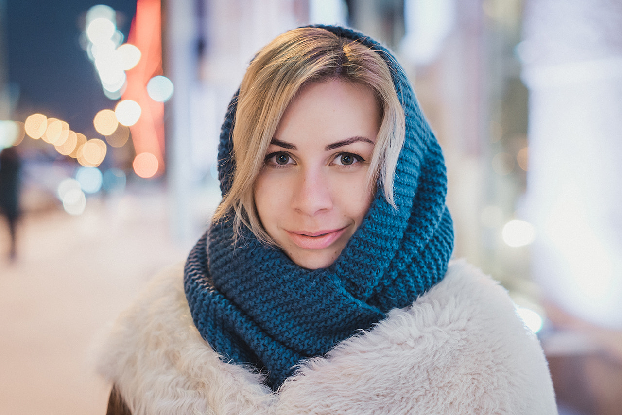Sony a7S II + Sony Sonnar T* FE 55mm F1.8 ZA sample photo. Winter walking photography