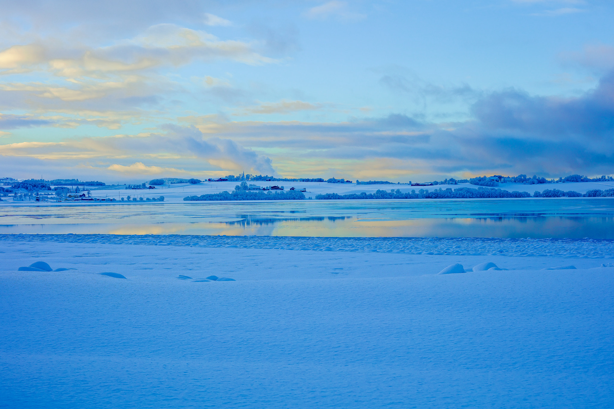 Canon EF 35mm F1.4L USM sample photo. As beautiful as winter can be photography