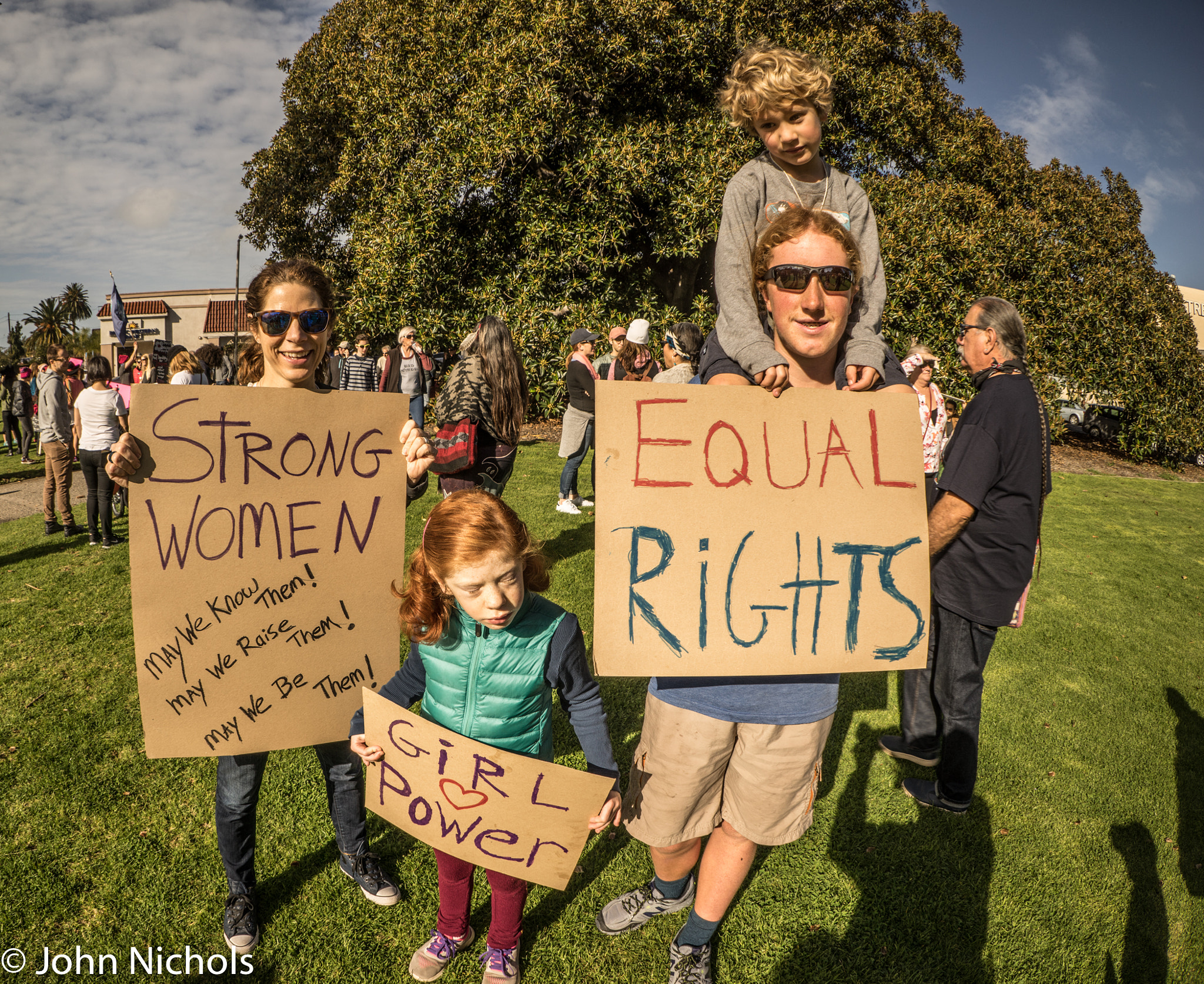 Sony a7R + FE 16mm F3.5 Fisheye sample photo. Women's march on washington in ventura, california photography