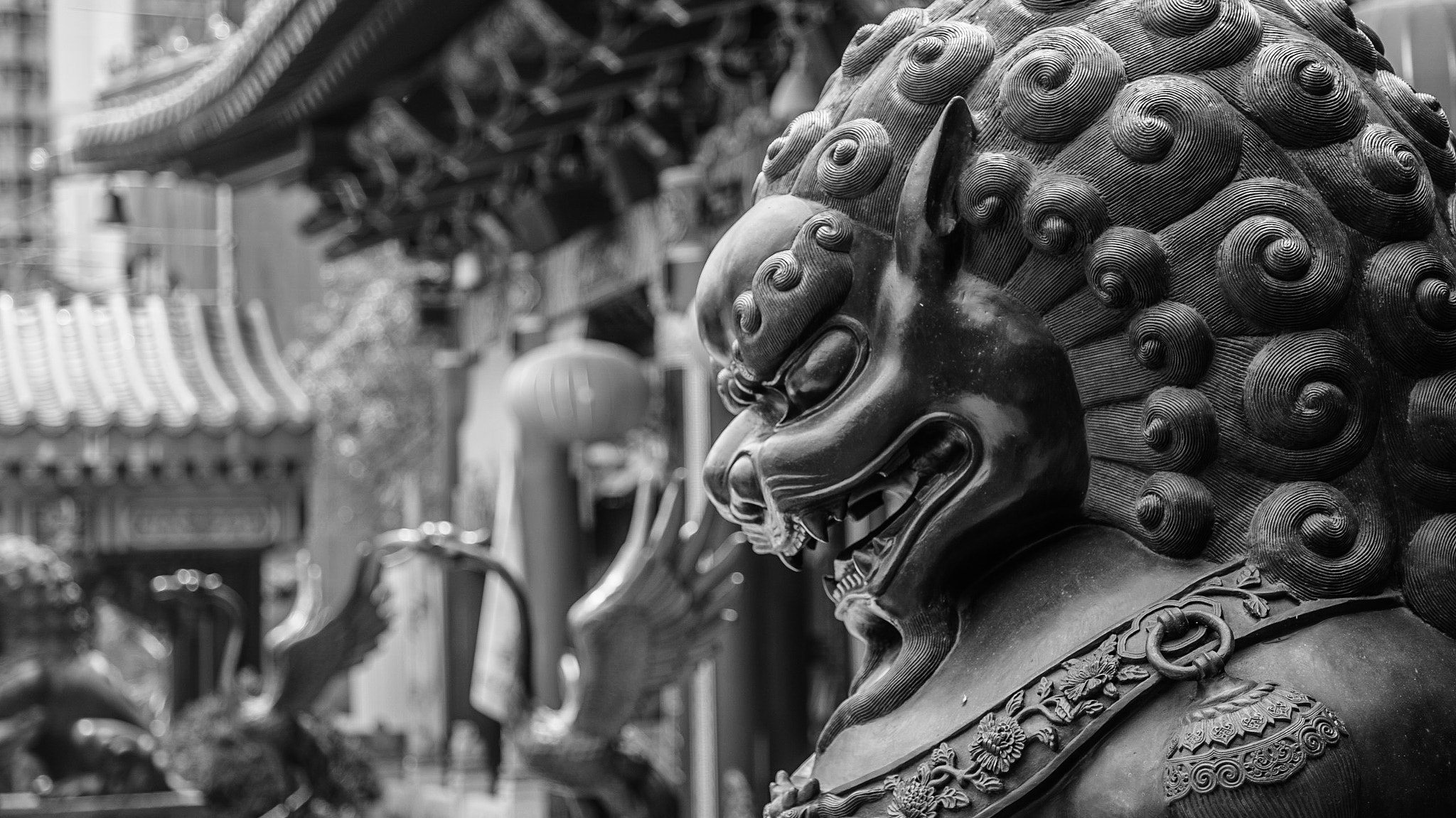 Sony a7S II + 24-105mm F4 G SSM OSS sample photo. Guardians at the wong tai sin temple in hong kong photography