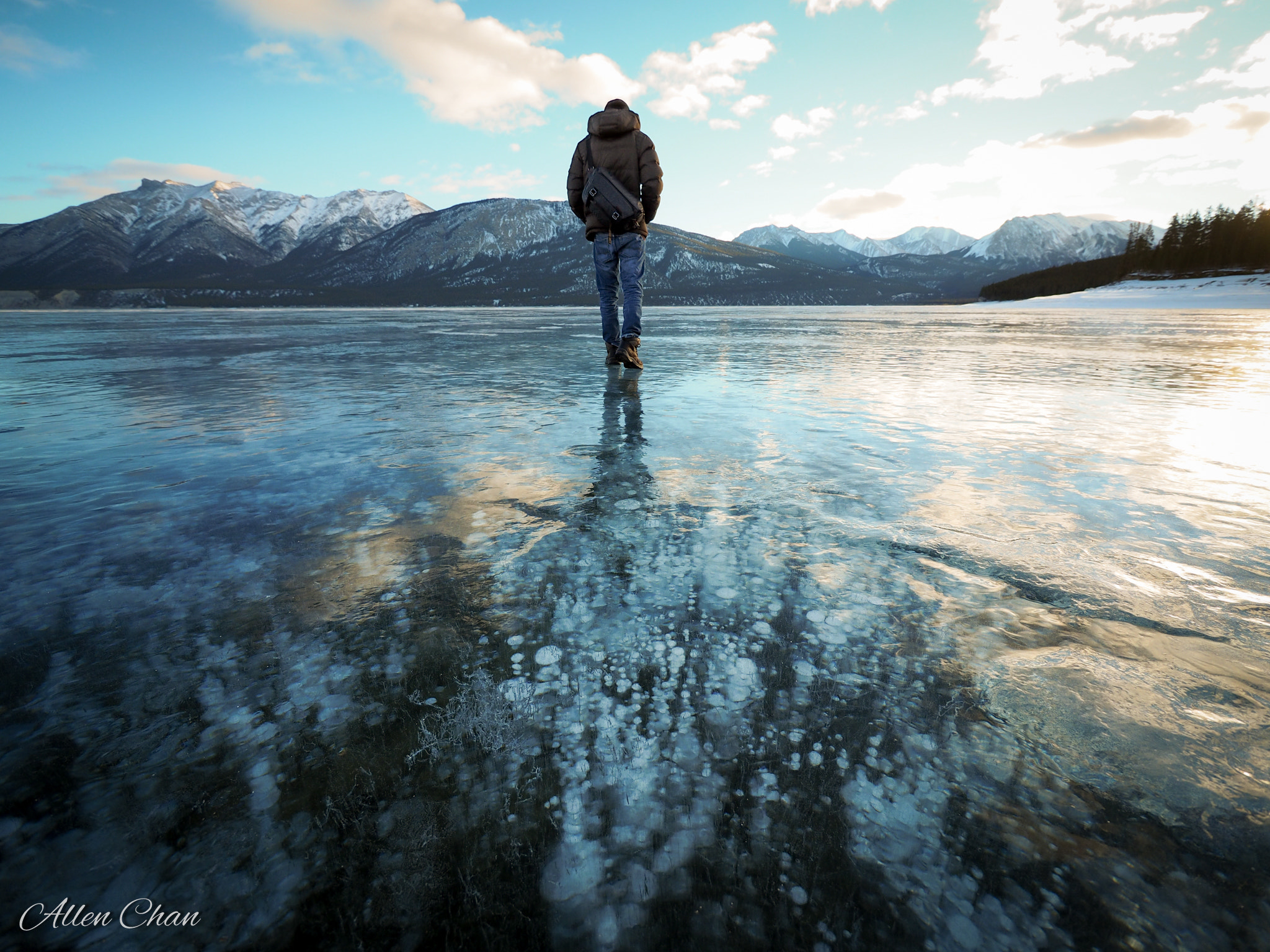 Olympus OM-D E-M1 + Panasonic Lumix G Vario 7-14mm F4 ASPH sample photo. Let the beauty frozen then keep going photography