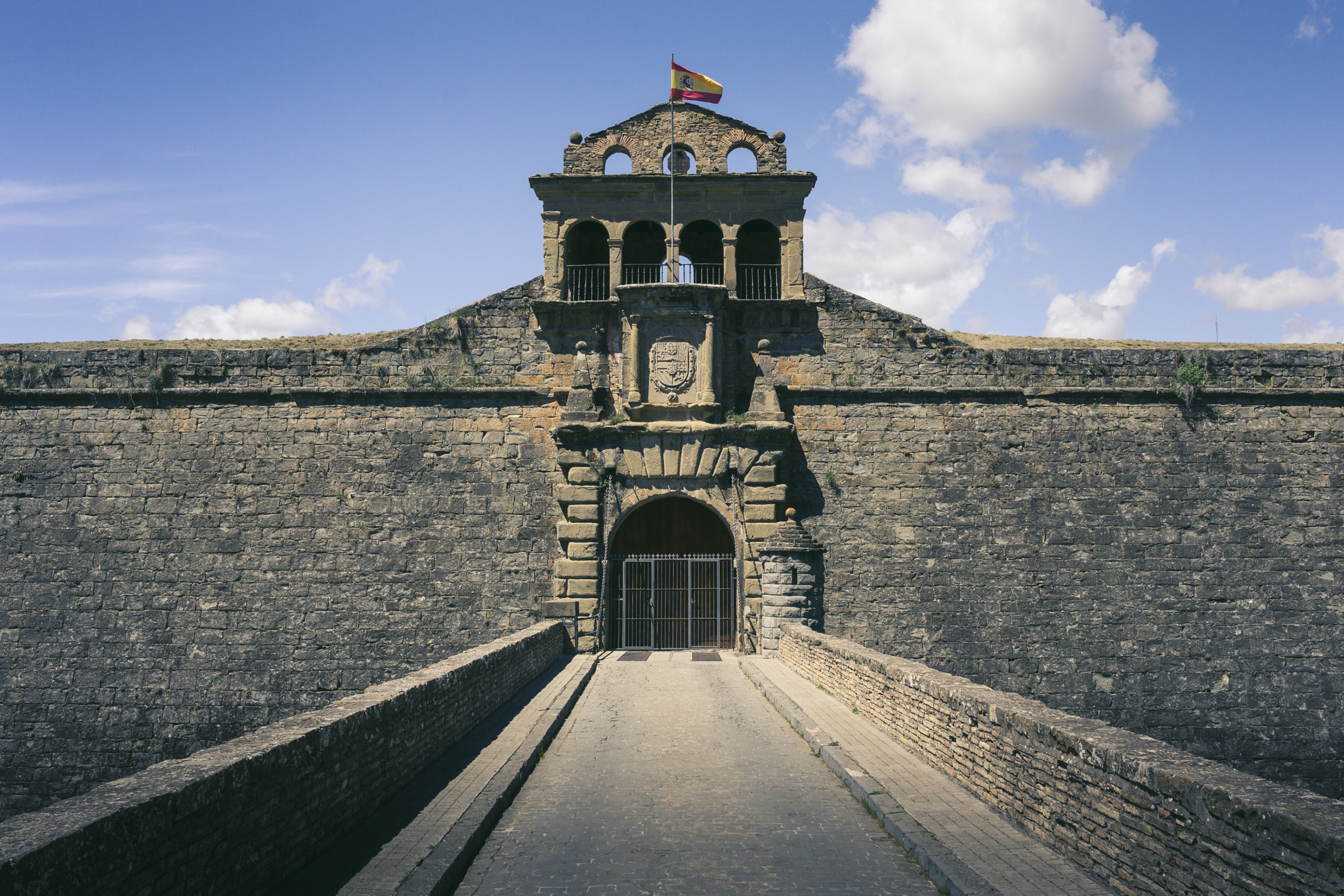 Sony E 20mm F2.8 sample photo. Jaca citadel photography
