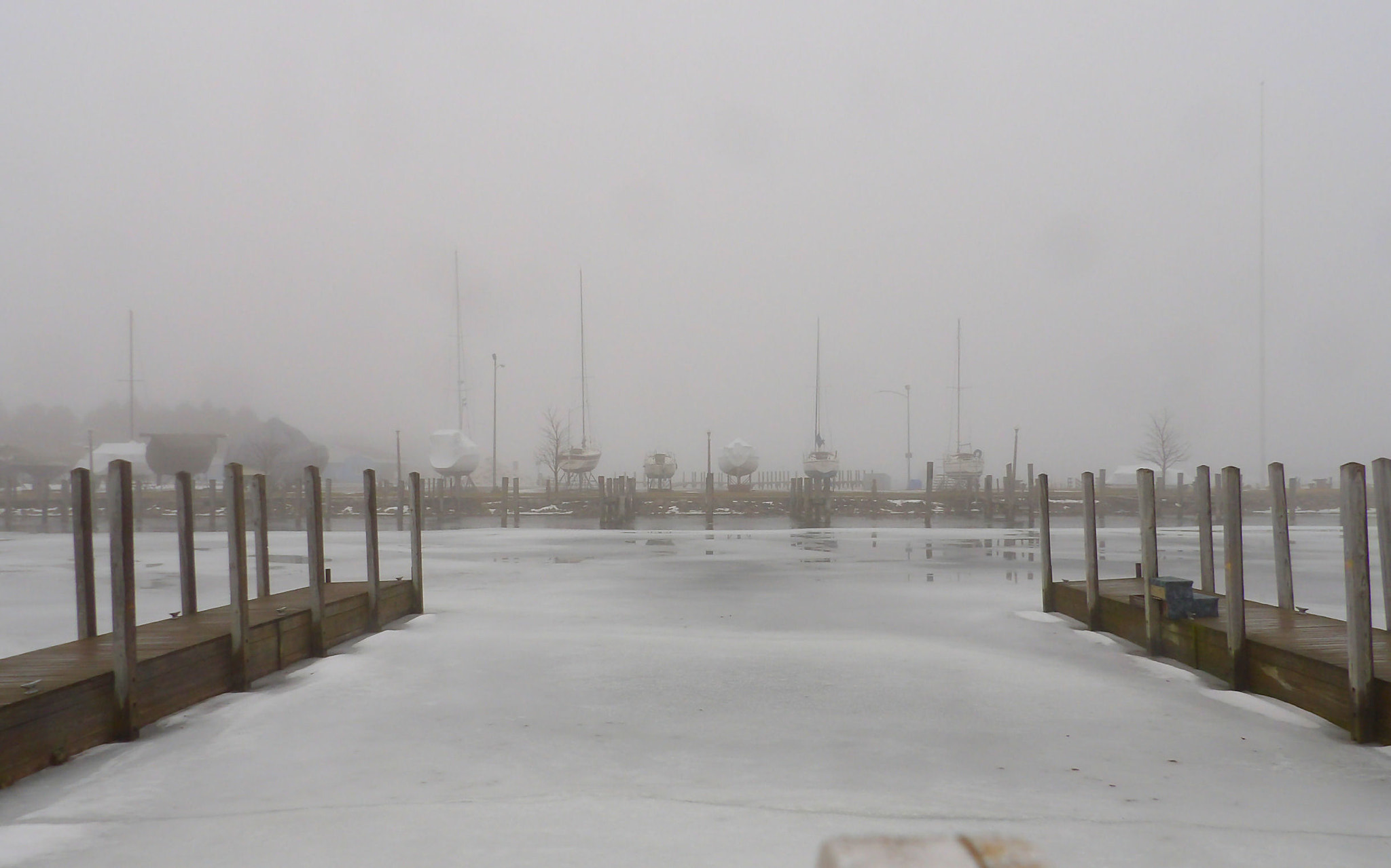 JK KODAK PIXPRO AZ525 sample photo. Misty harbor photography