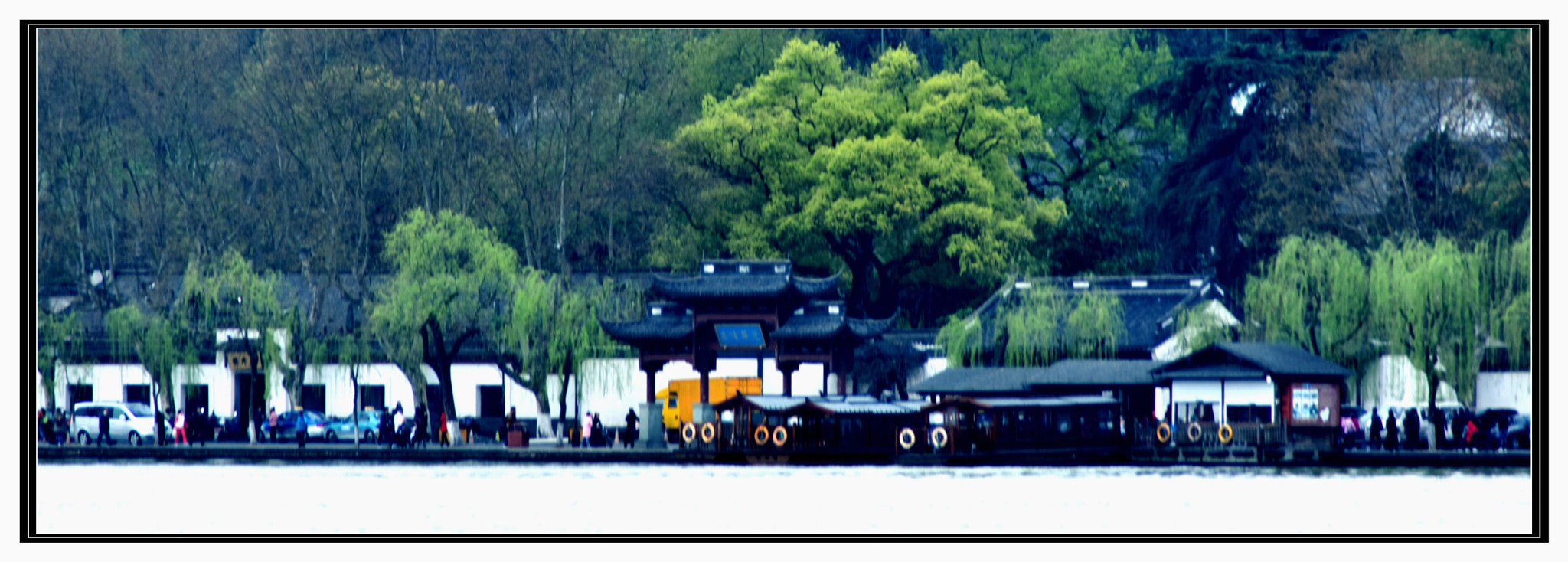 Nikon AF Nikkor 70-300mm F4-5.6G sample photo. Long street by the lake photography