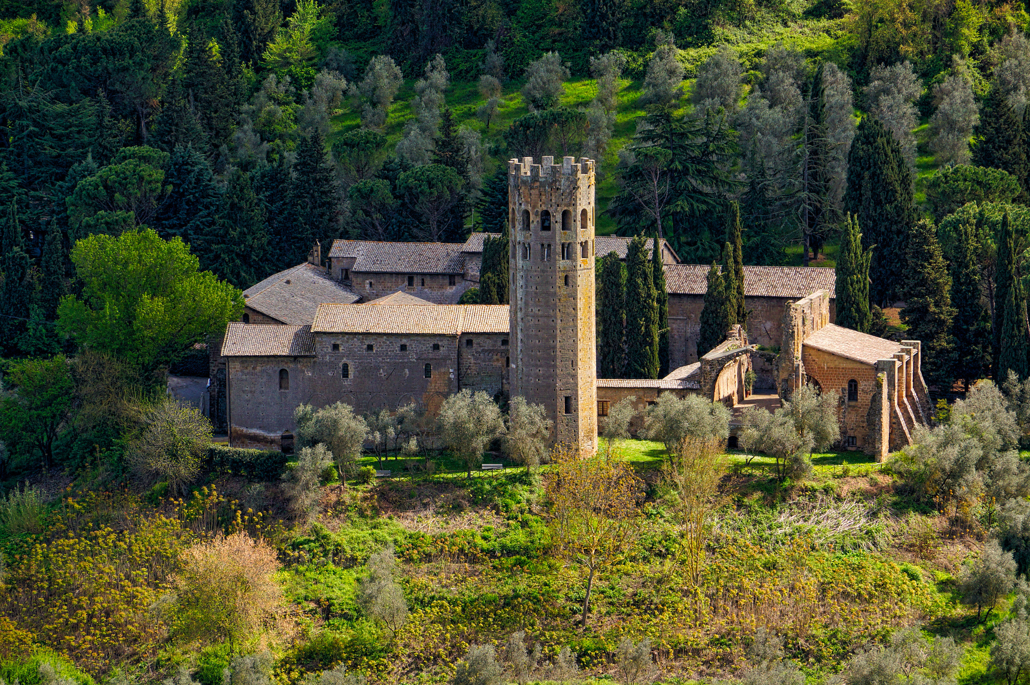 Sony E 18-200mm F3.5-6.3 OSS sample photo. Orvieto, italy monestary photography