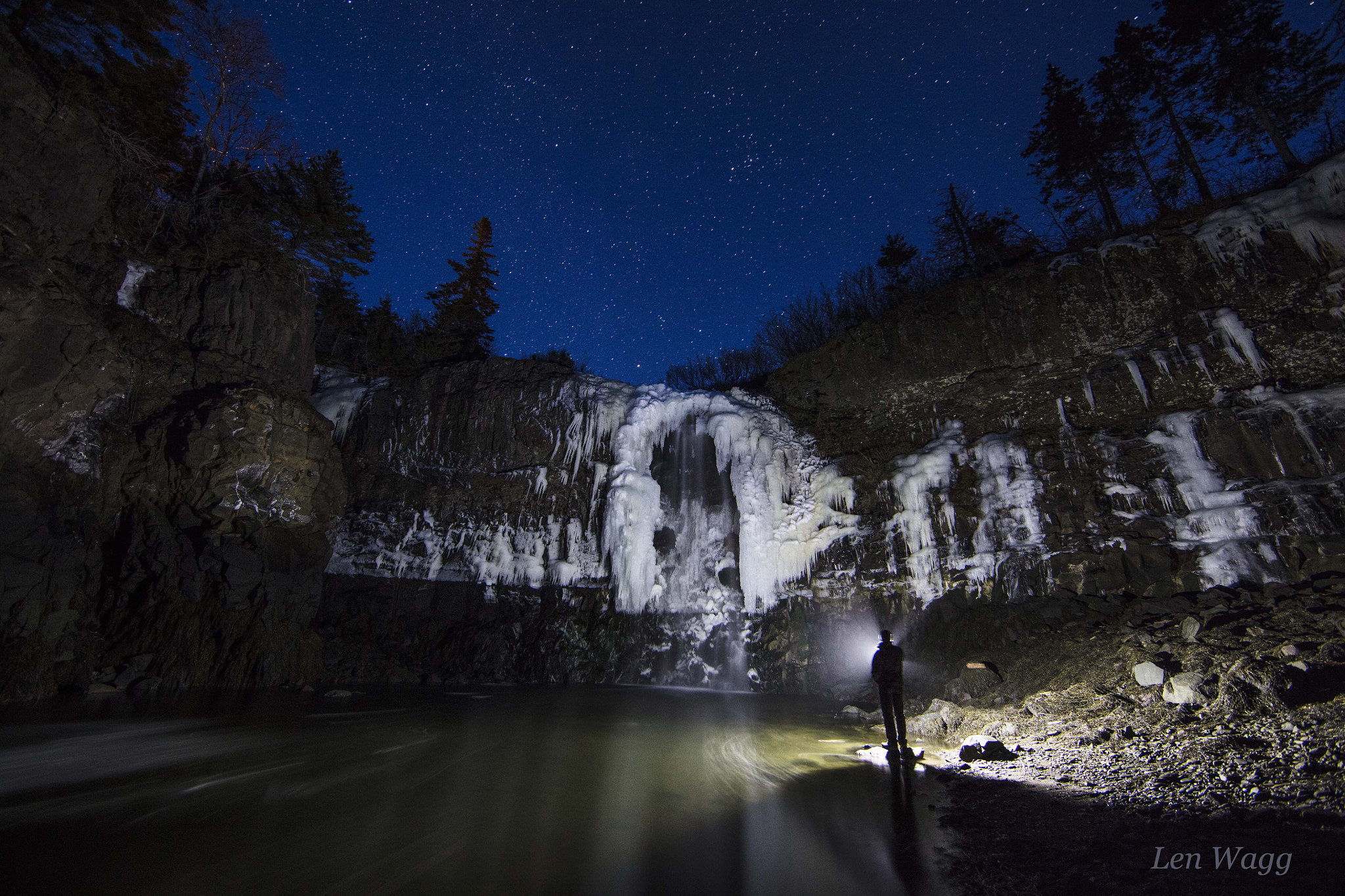 Canon EOS 5DS + Canon EF 14mm F2.8L II USM sample photo. Night ice photography