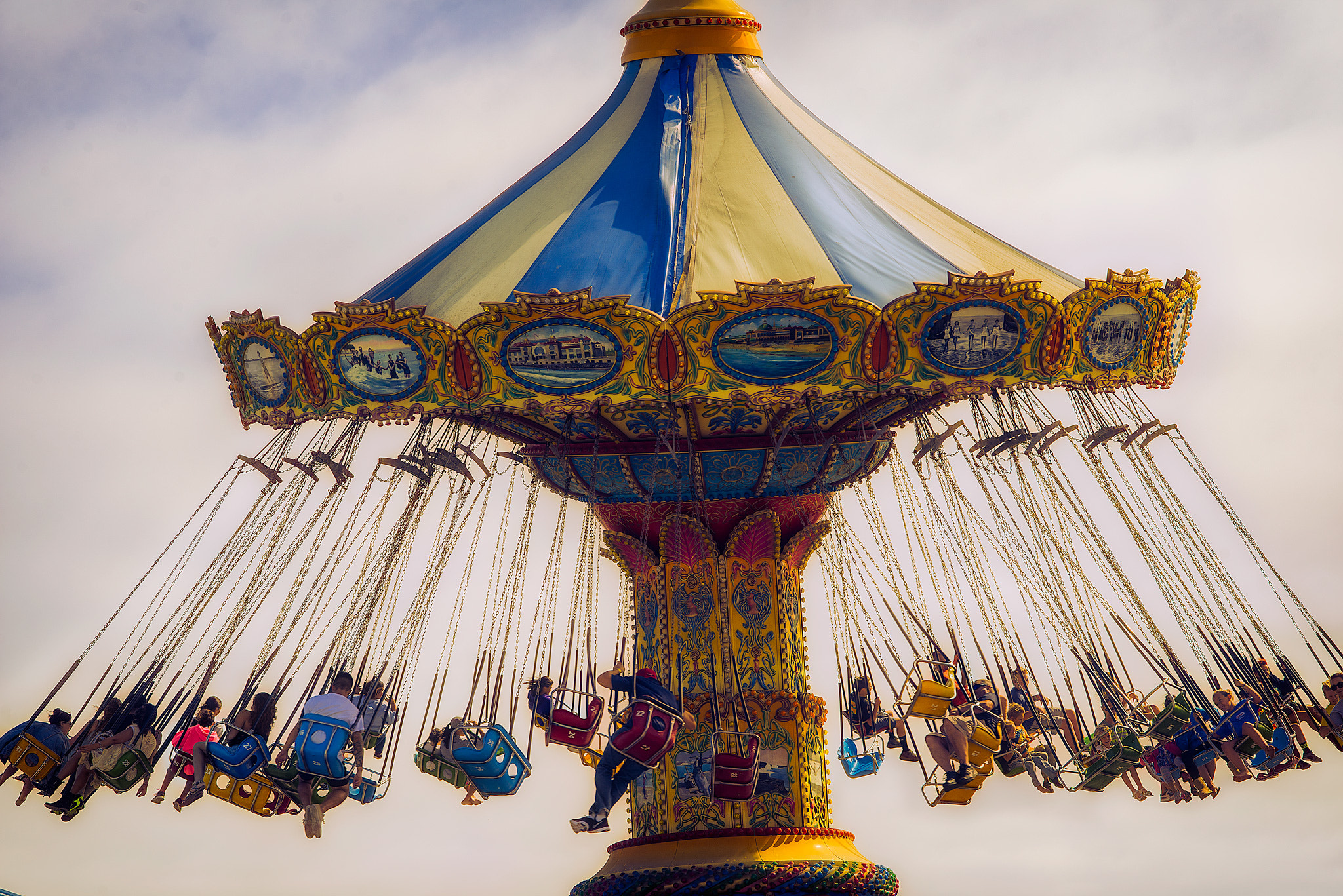 Nikon D600 + AF Nikkor 85mm f/1.8 sample photo. The swings photography