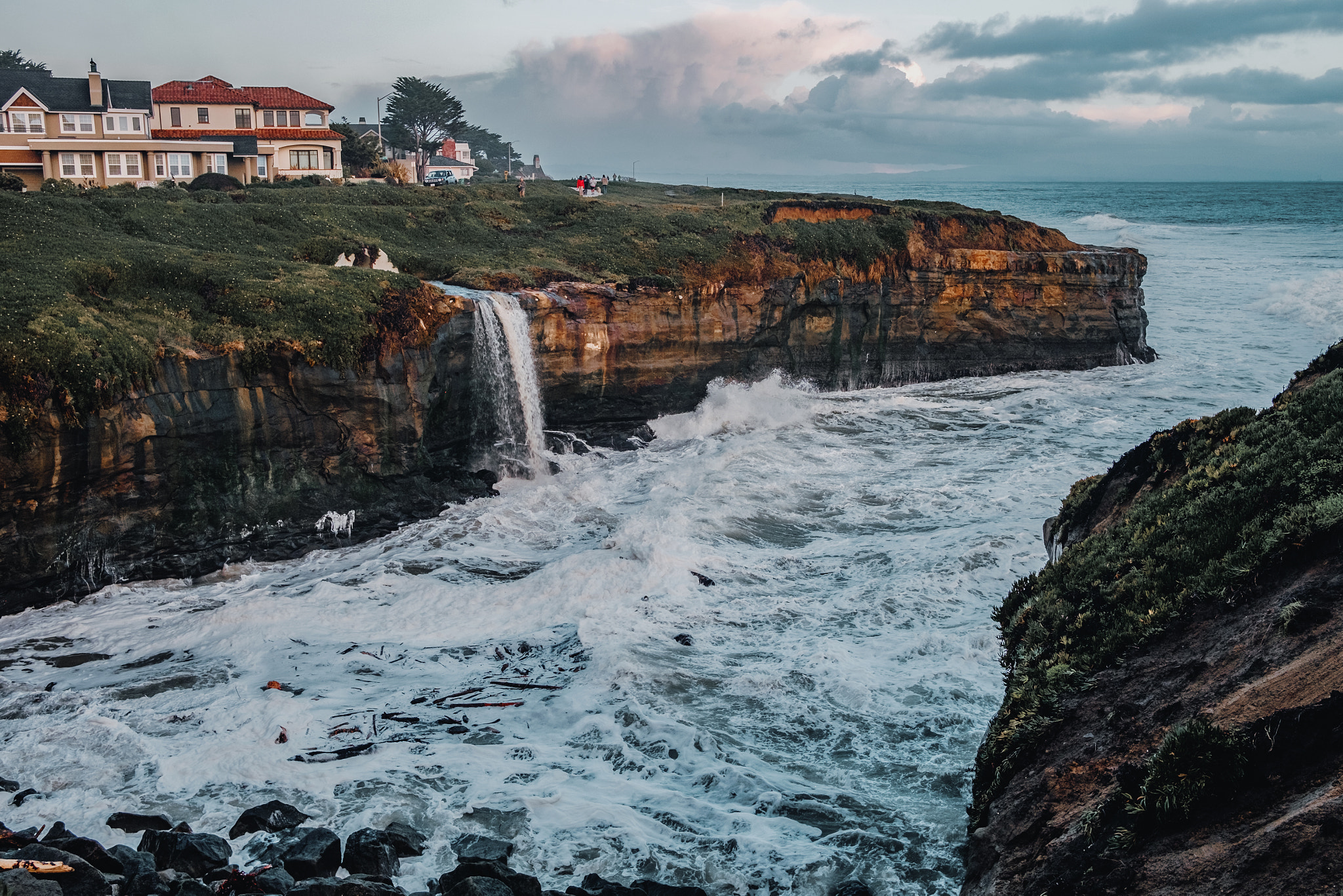 Fujifilm X-T10 + Fujifilm XF 23mm F2 R WR sample photo. West cliff drive, santa cruz, ca photography