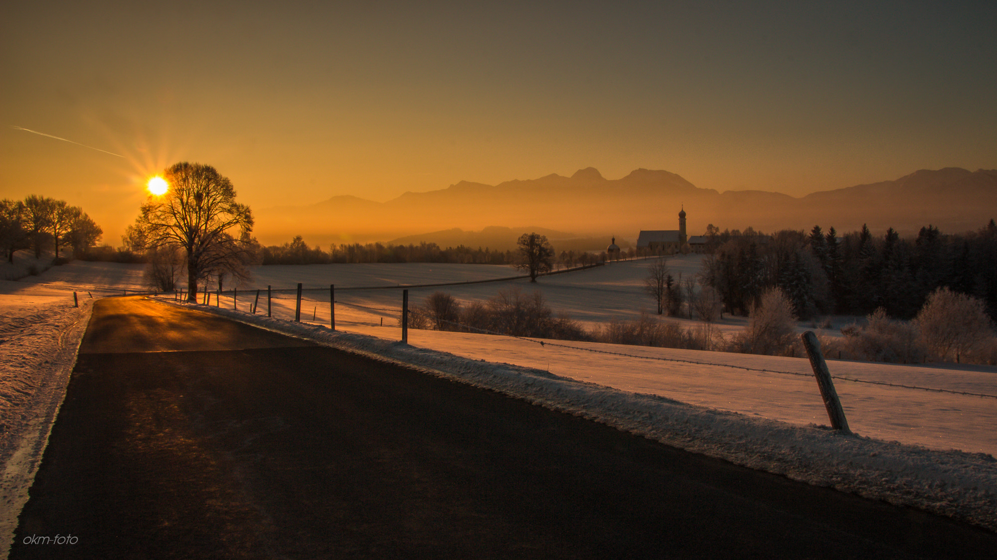 Sigma 18-250mm F3.5-6.3 DC OS HSM sample photo. Sonnenaufgang photography