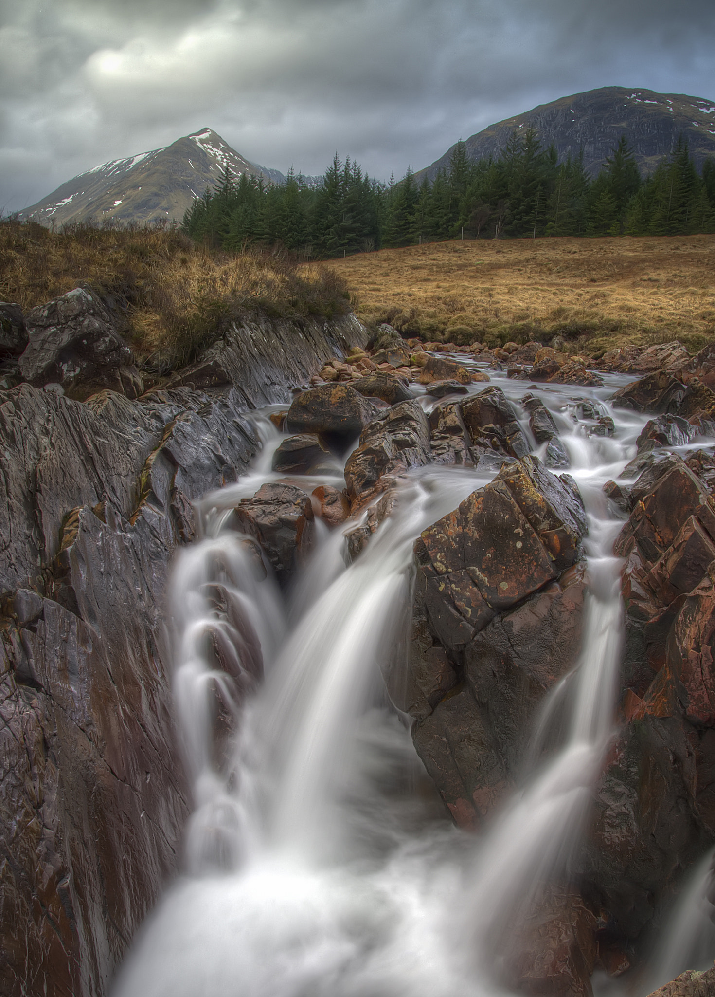 Sigma 17-70mm F2.8-4 DC Macro OS HSM sample photo. Stob a chore odhair from ba bridge photography