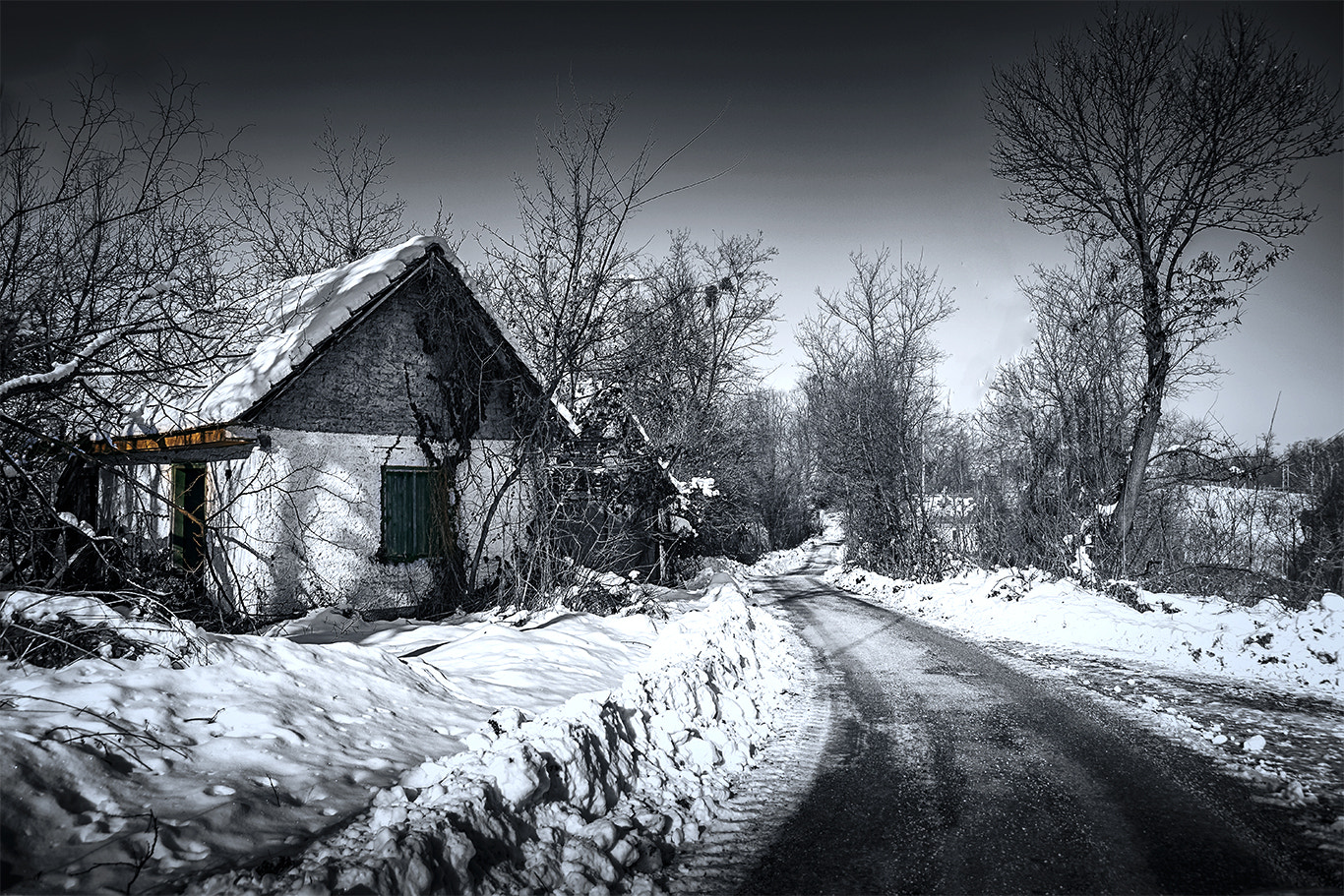 Nikon D5500 sample photo. Old house v...! photography