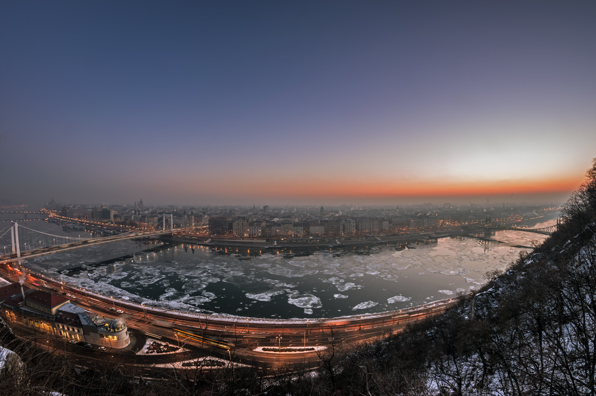 Nikon D5300 + Samyang 8mm F3.5 Aspherical IF MC Fisheye sample photo. Budapest, morning vision photography