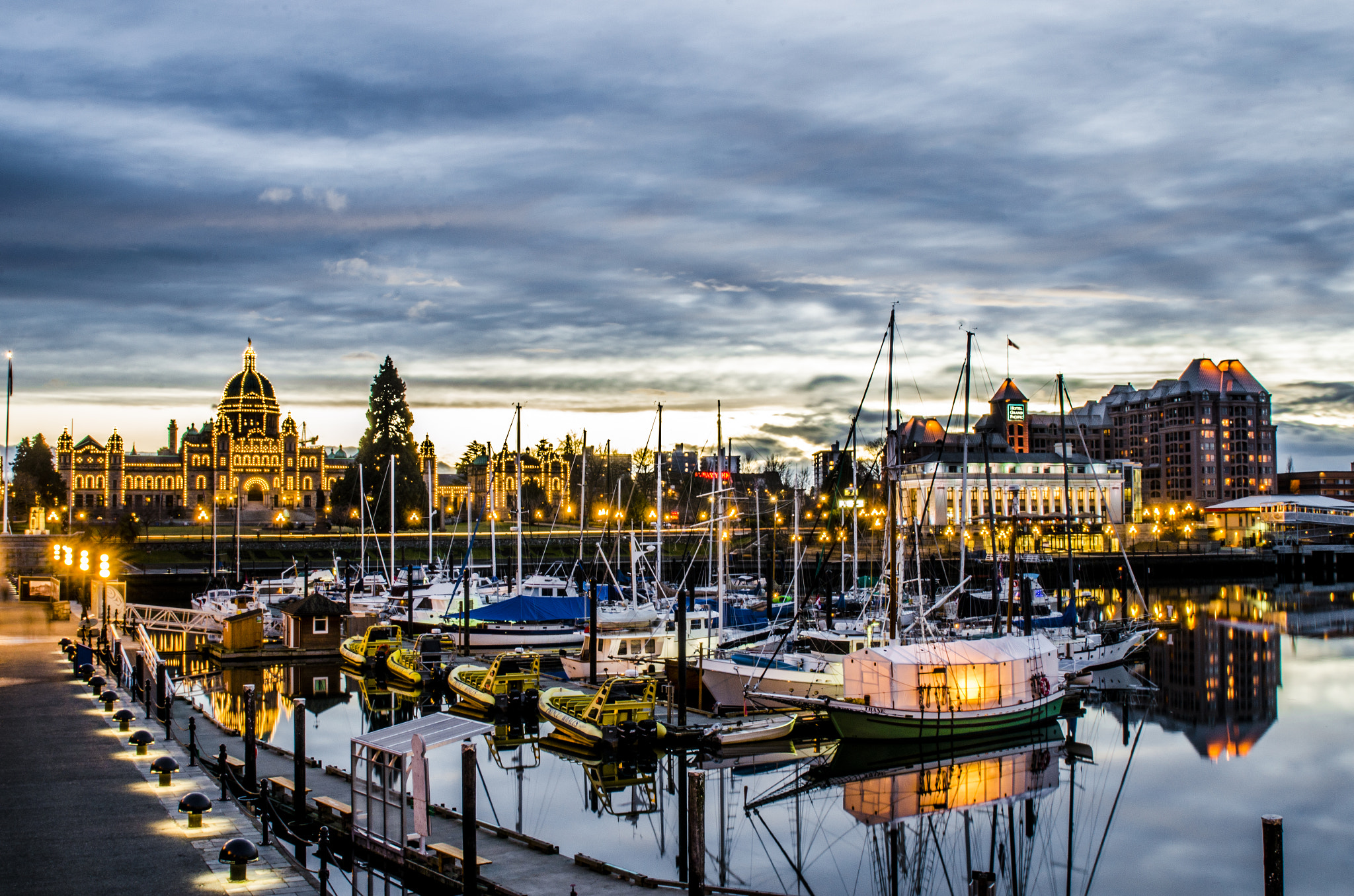 Tamron SP 24-70mm F2.8 Di VC USD sample photo. Majestic victoria...!!! photography