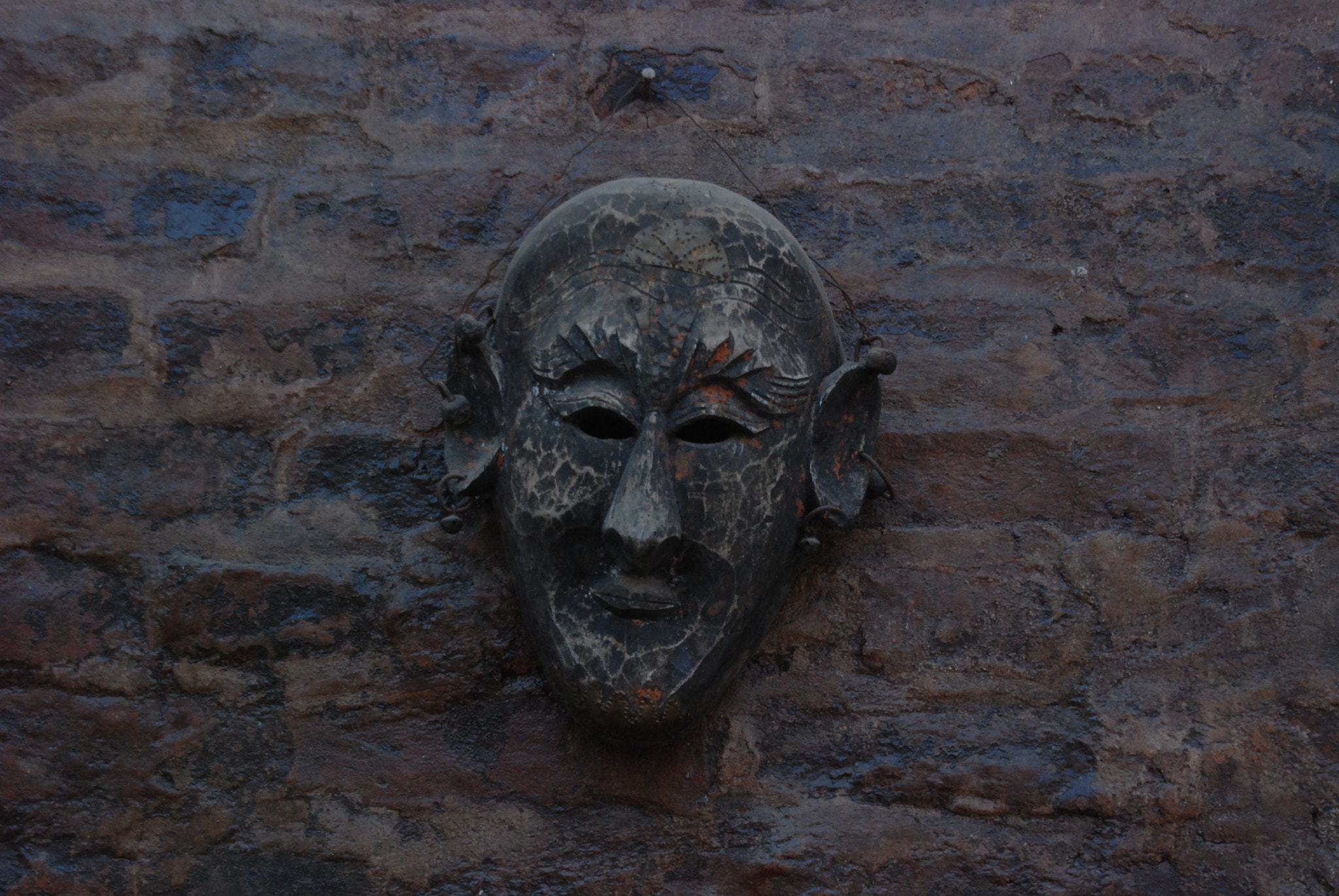 Nikon D80 sample photo. Carved icons! photography