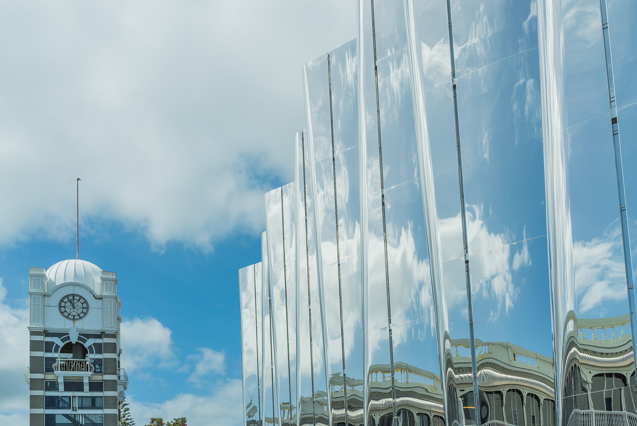 Sony a7S + Sony Sonnar T* FE 35mm F2.8 ZA sample photo. Len lye centre and clocktower photography