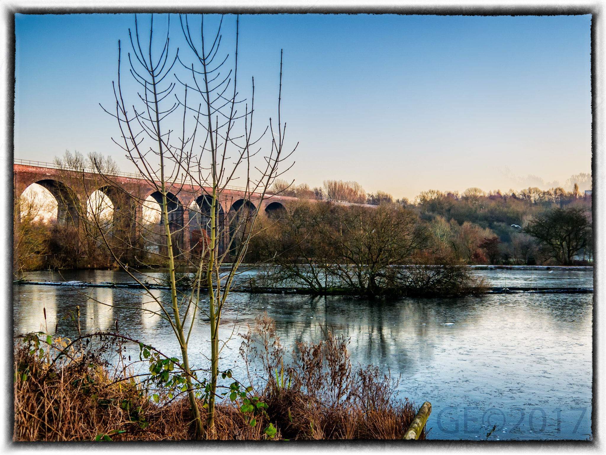 Panasonic Lumix DMC-G7 sample photo. Reddish vale viaduct  photography