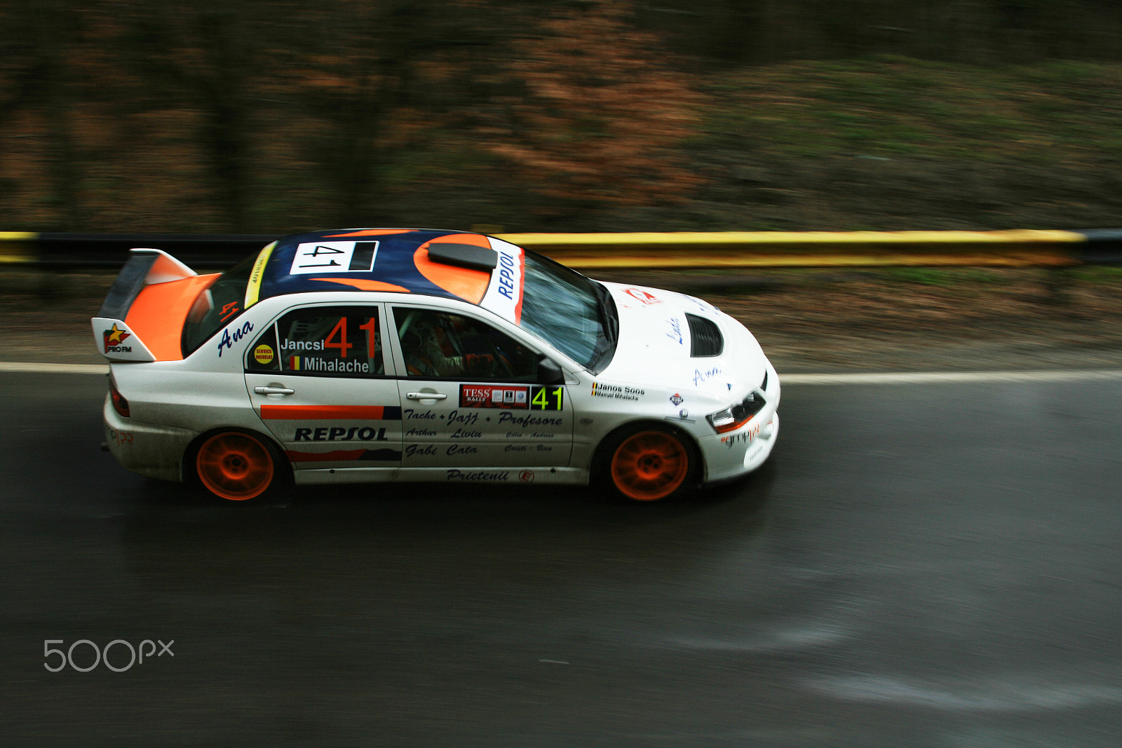 Canon EF 28-135mm F3.5-5.6 IS USM sample photo. Fast rally car photography