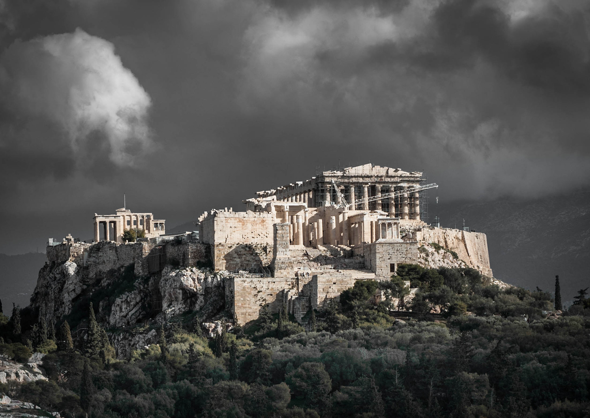 Nikon D80 + AF Nikkor 50mm f/1.8 N sample photo. Acropolis photography