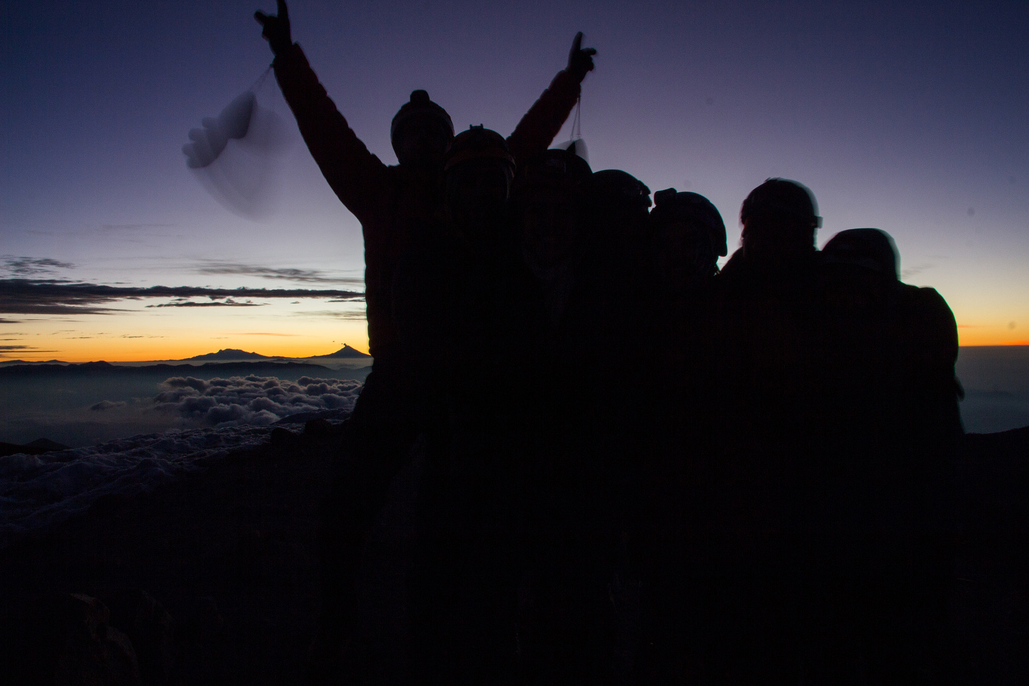 Canon EF-S 17-85mm F4-5.6 IS USM sample photo. Sunrise in the mountains photography