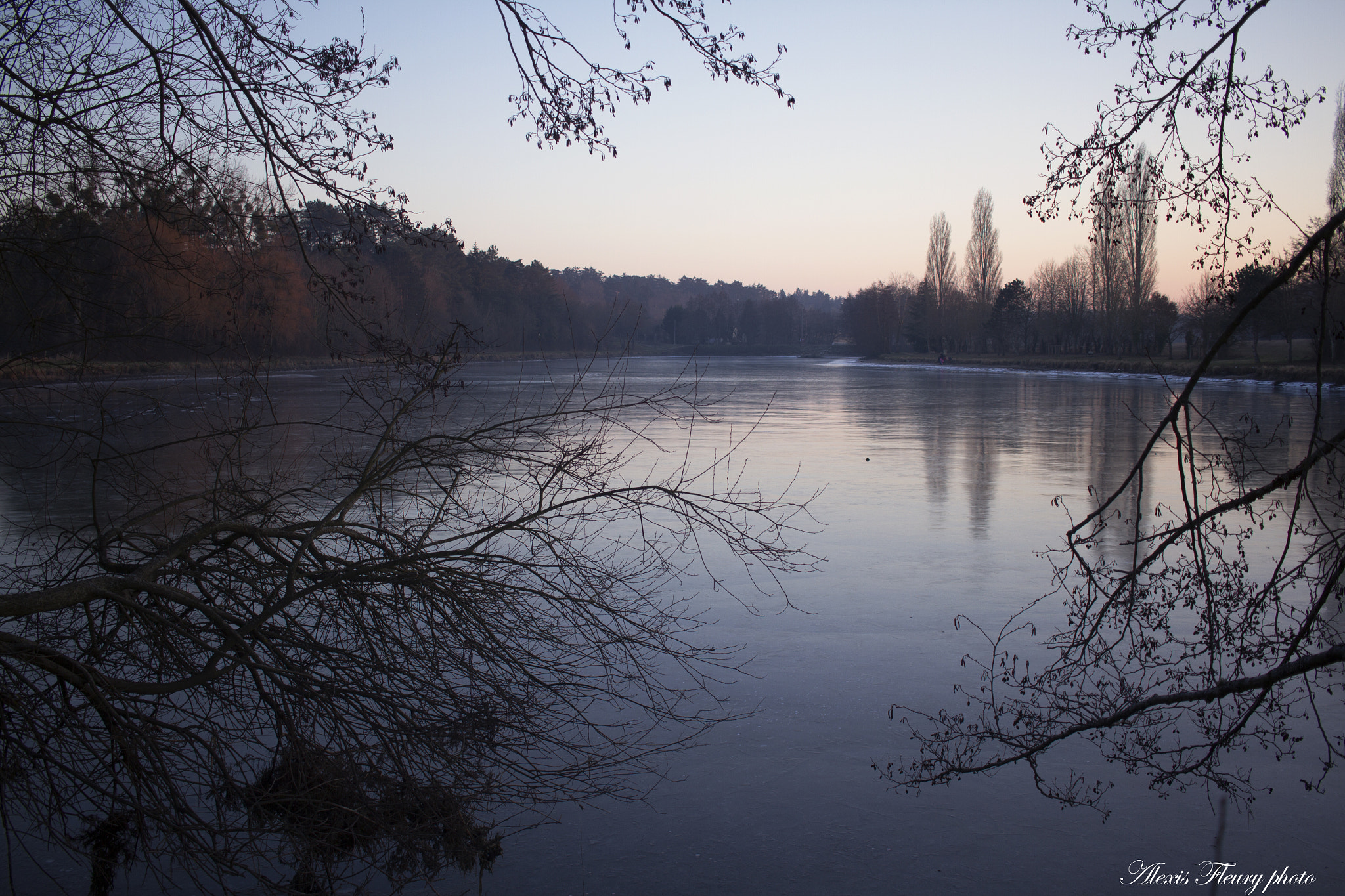 Canon EF-S 24mm F2.8 STM sample photo. Souffle hivernal photography