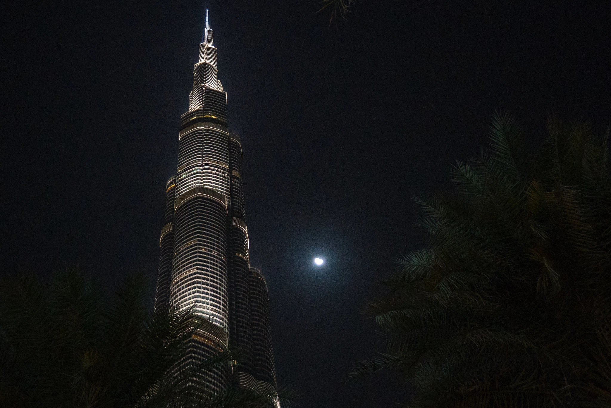 Sony E 18-200mm F3.5-6.3 OSS sample photo. Burj khalifa photography