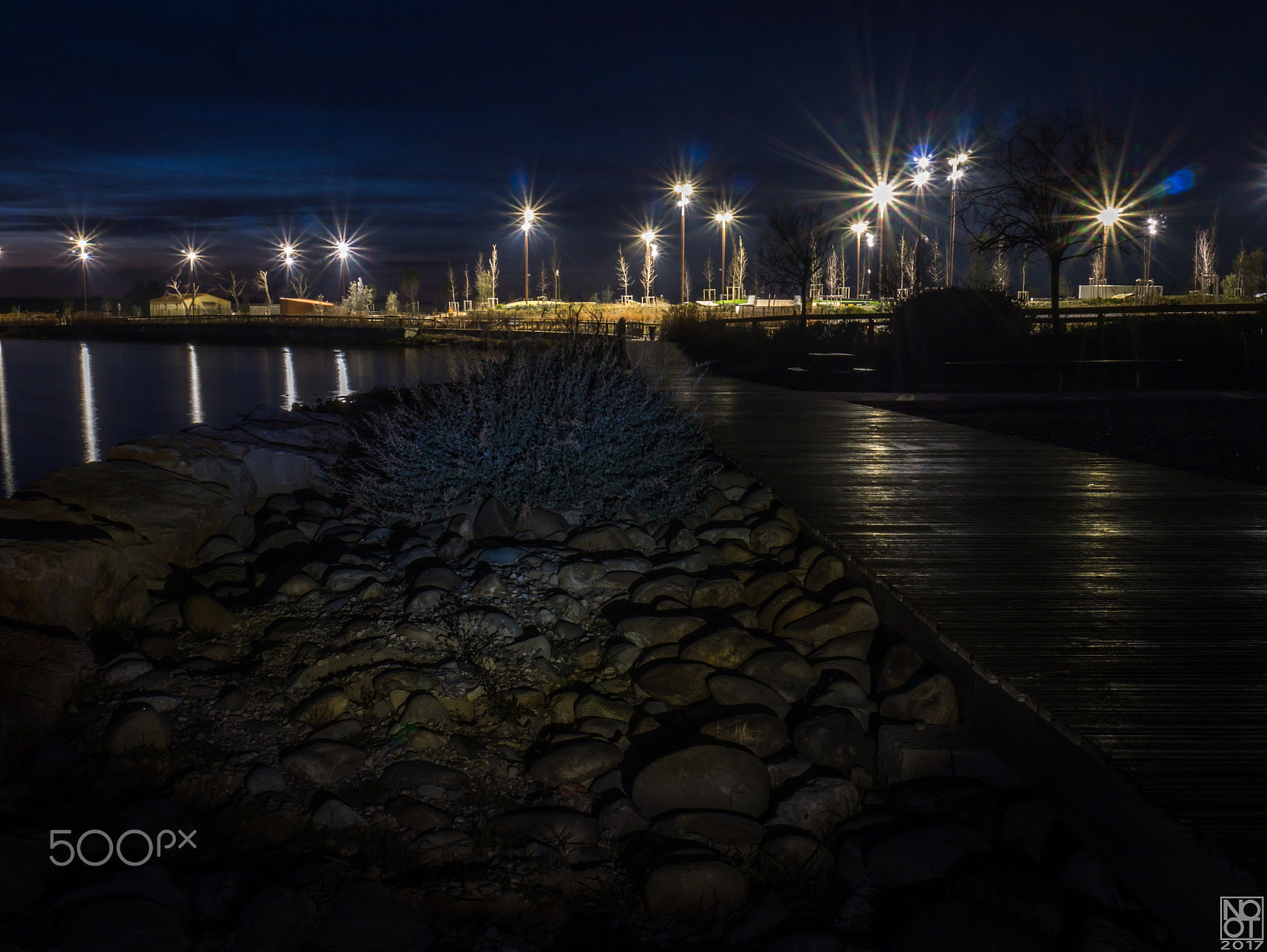 Panasonic Lumix DMC-GX7 sample photo. Night walk photography
