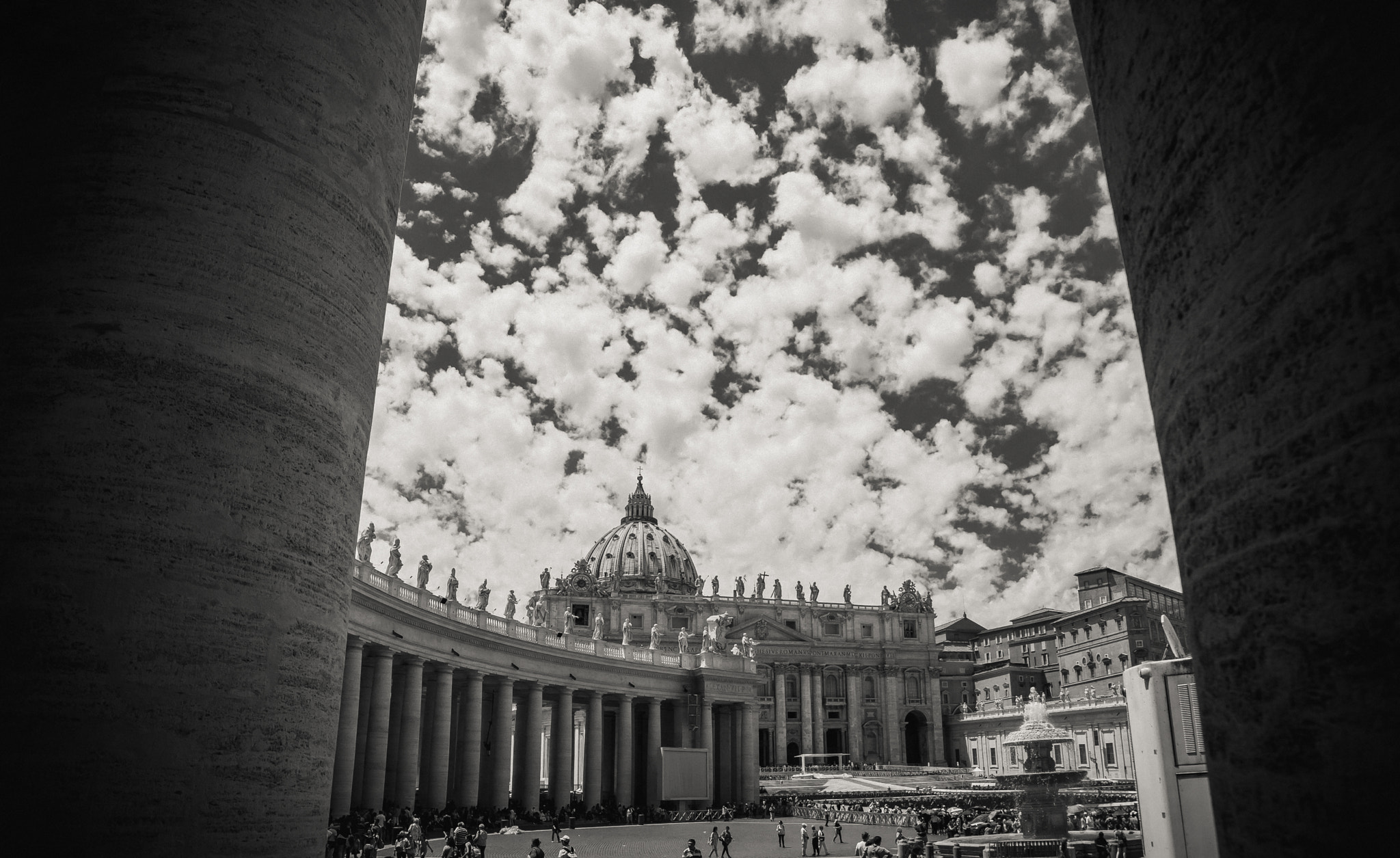 Samyang 14mm F2.8 ED AS IF UMC sample photo. St. peter's basilica photography