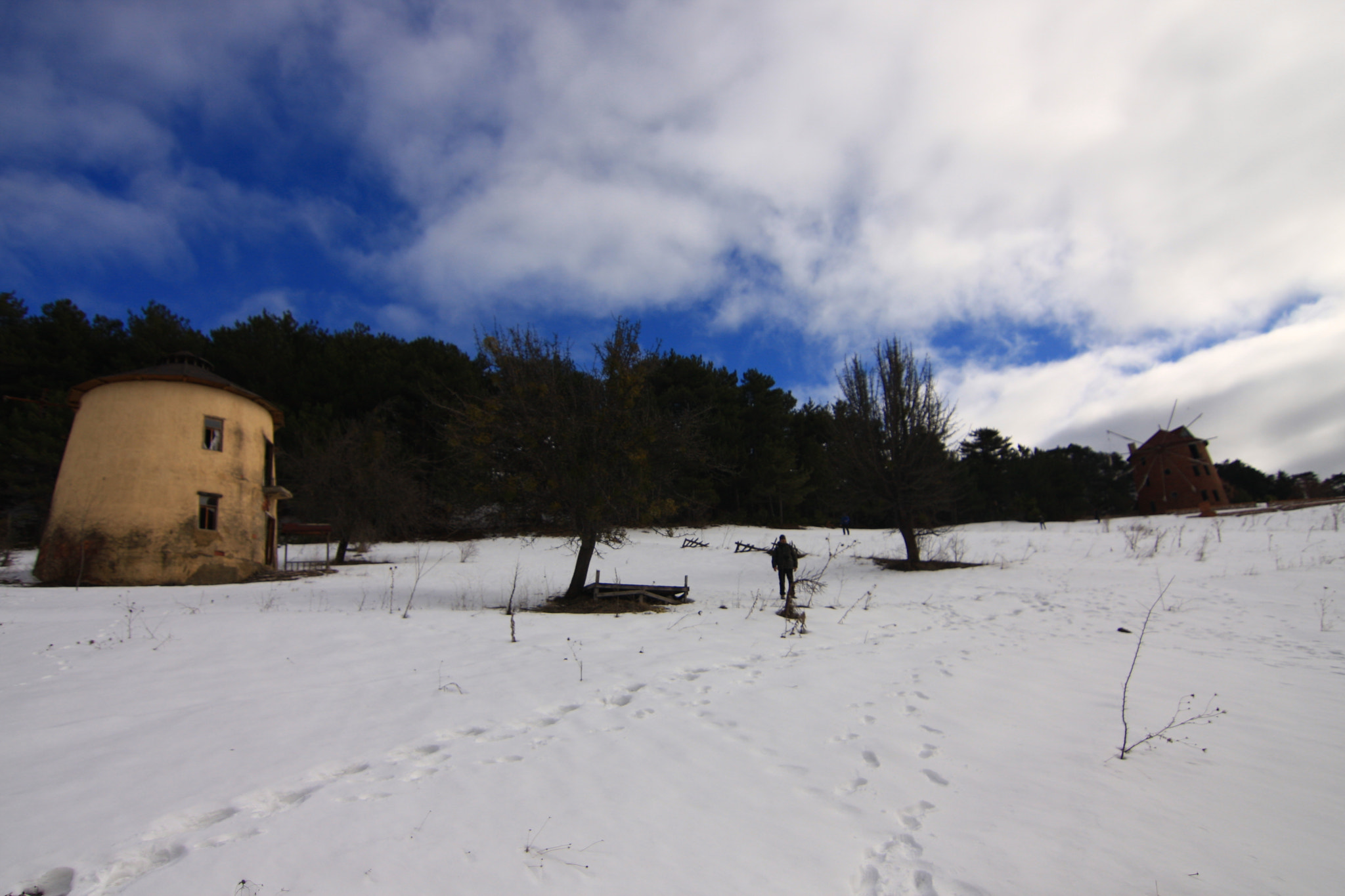 Canon EOS 40D + Tokina AT-X Pro 11-16mm F2.8 DX sample photo. Img photography