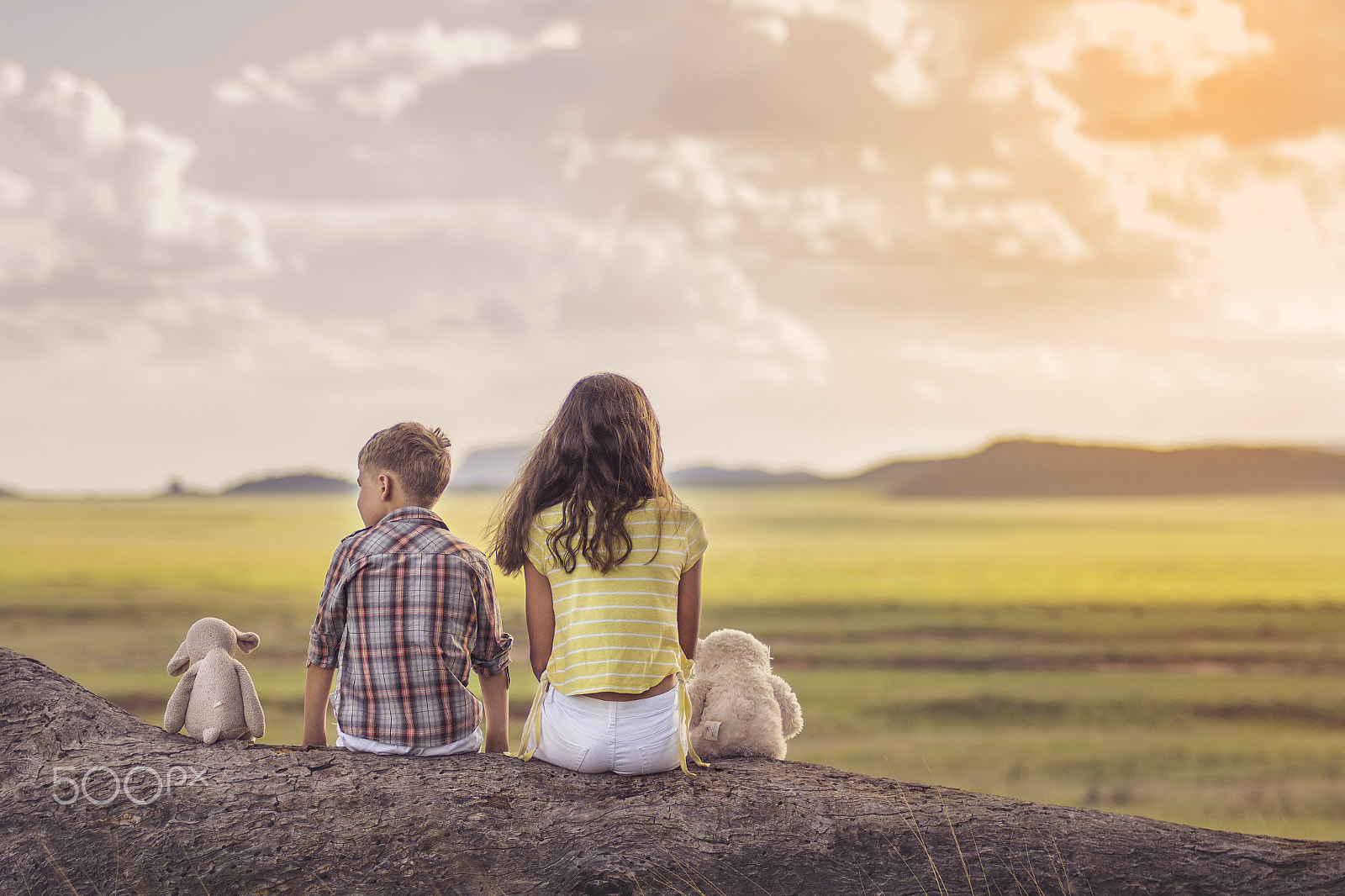 Canon EOS 60D + Sigma 70-200mm F2.8 EX DG OS HSM sample photo. Brother and sister photography