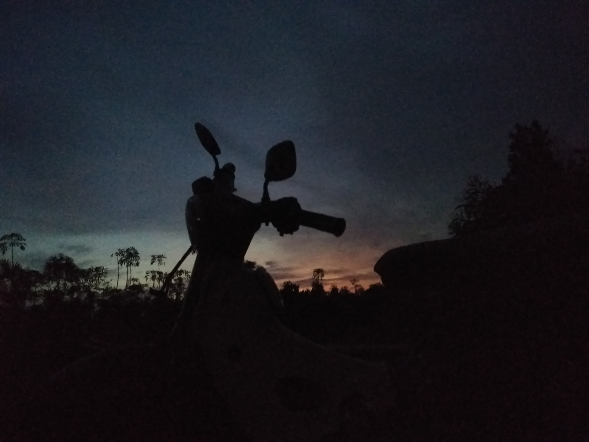 Xiaomi Redmi 3X sample photo. Menanti senja photography