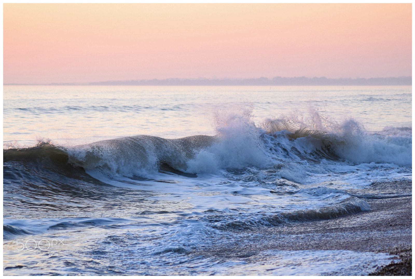 Sigma 70-300mm F4-5.6 APO DG Macro sample photo. Sea spray photography