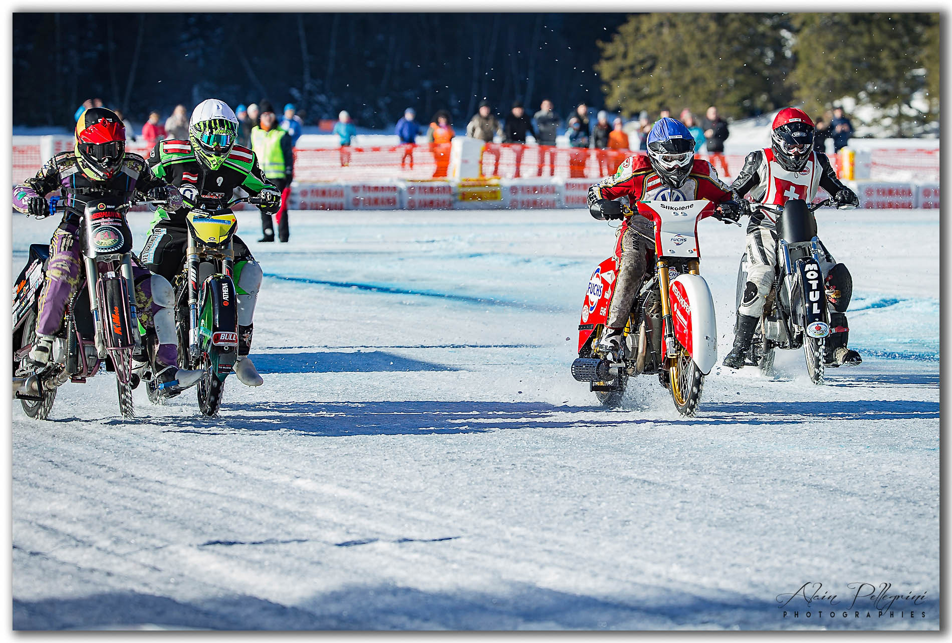 Canon EF 200-400mm F4L IS USM Extender 1.4x sample photo. Ice speedway photography