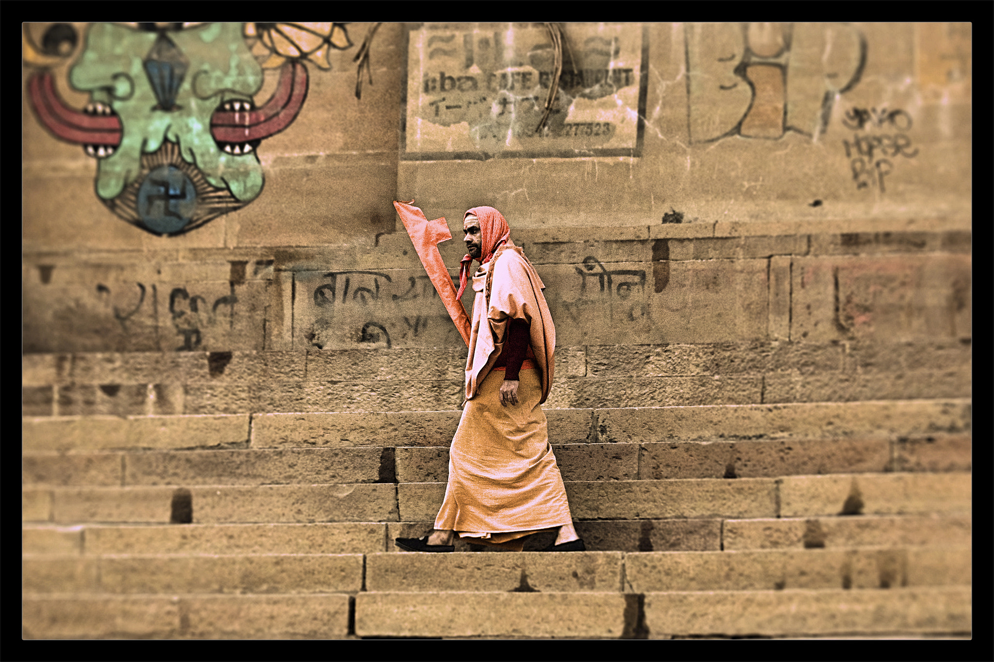 Canon EF 70-300mm F4-5.6 IS USM sample photo. Hindu monk on the ganga ghat. photography
