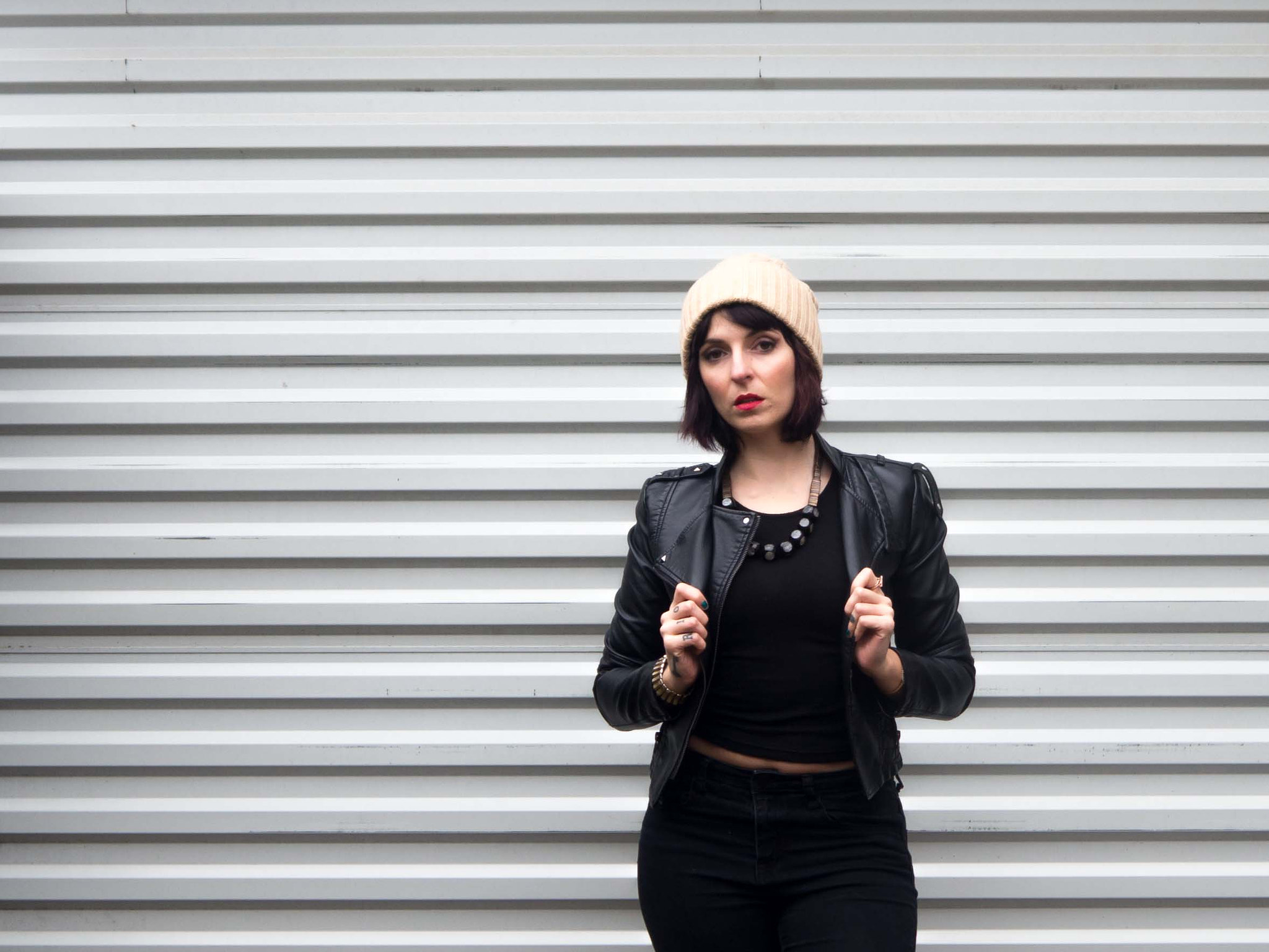 Olympus OM-D E-M10 sample photo. Fashion self-portrait photography